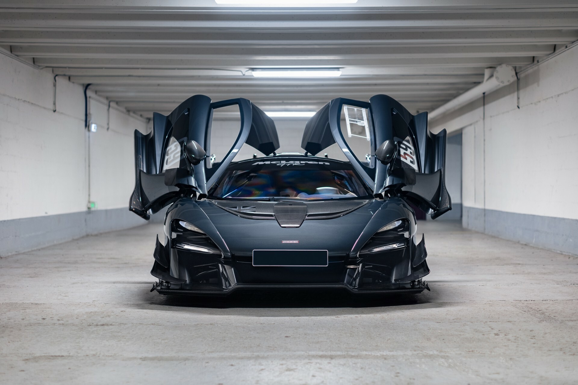 Lanzante McLaren Senna GTR LM 25 - 7