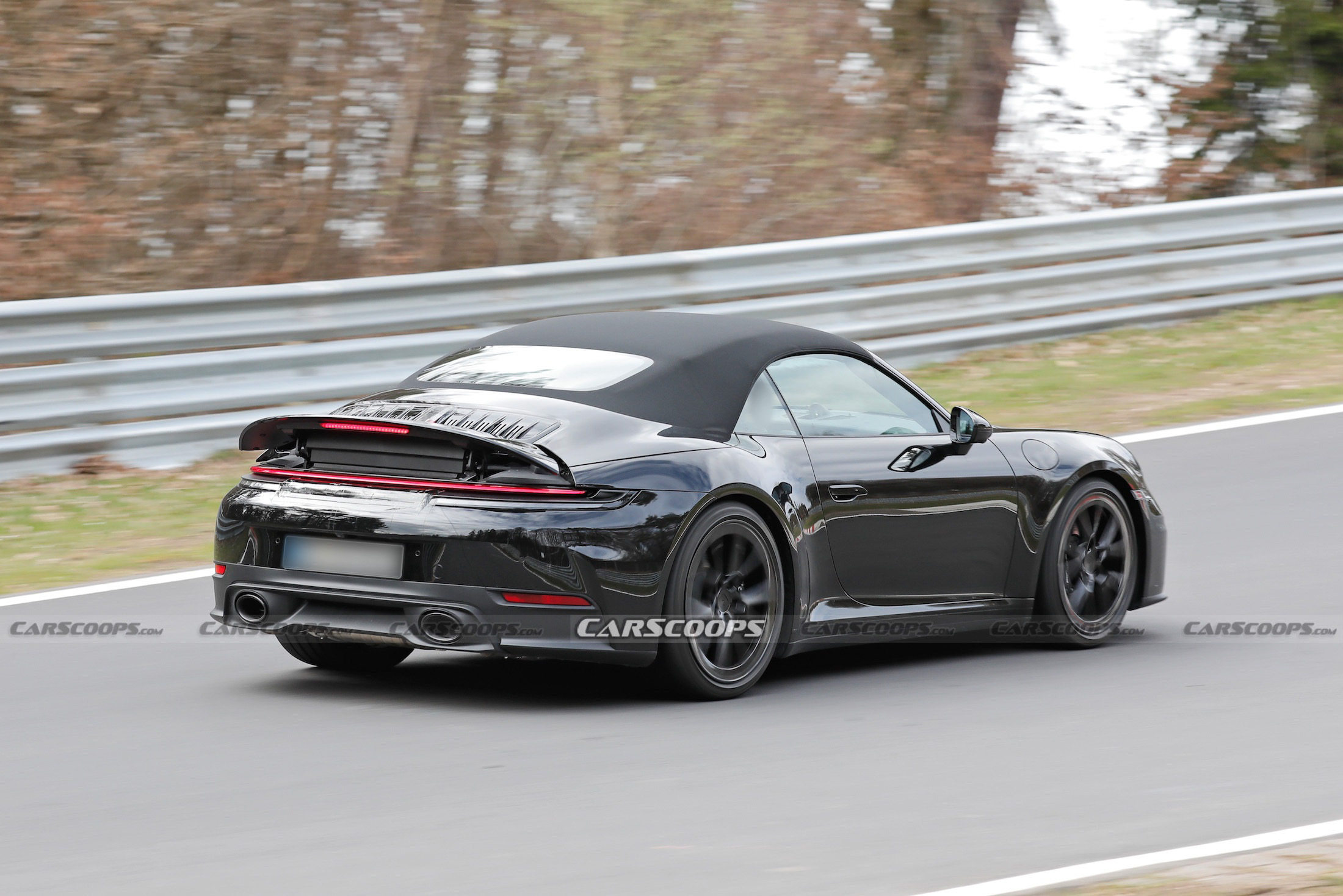 2025 Porsche 911 scoop 00047