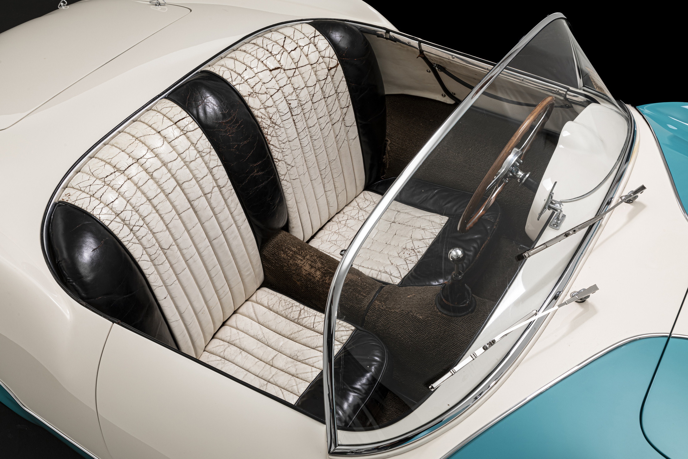 1955 Abarth 208 A Spyder Detail 10