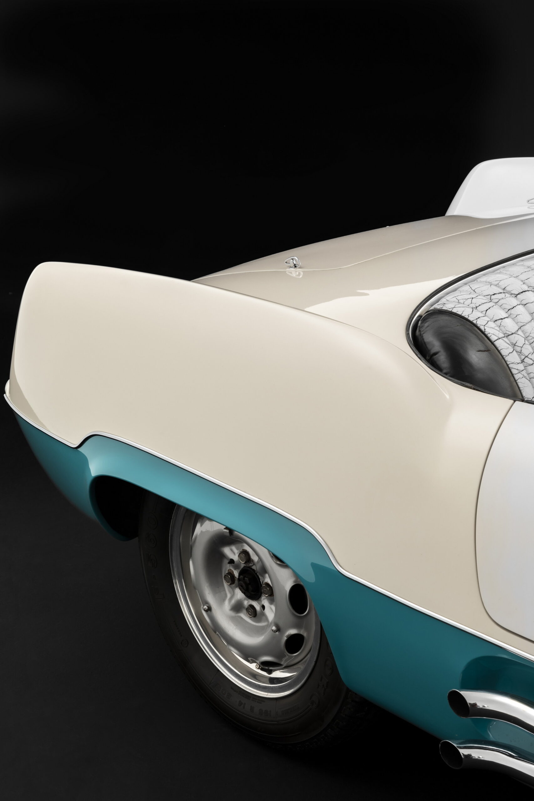 1955 Abarth 208 A Spyder Detail 18