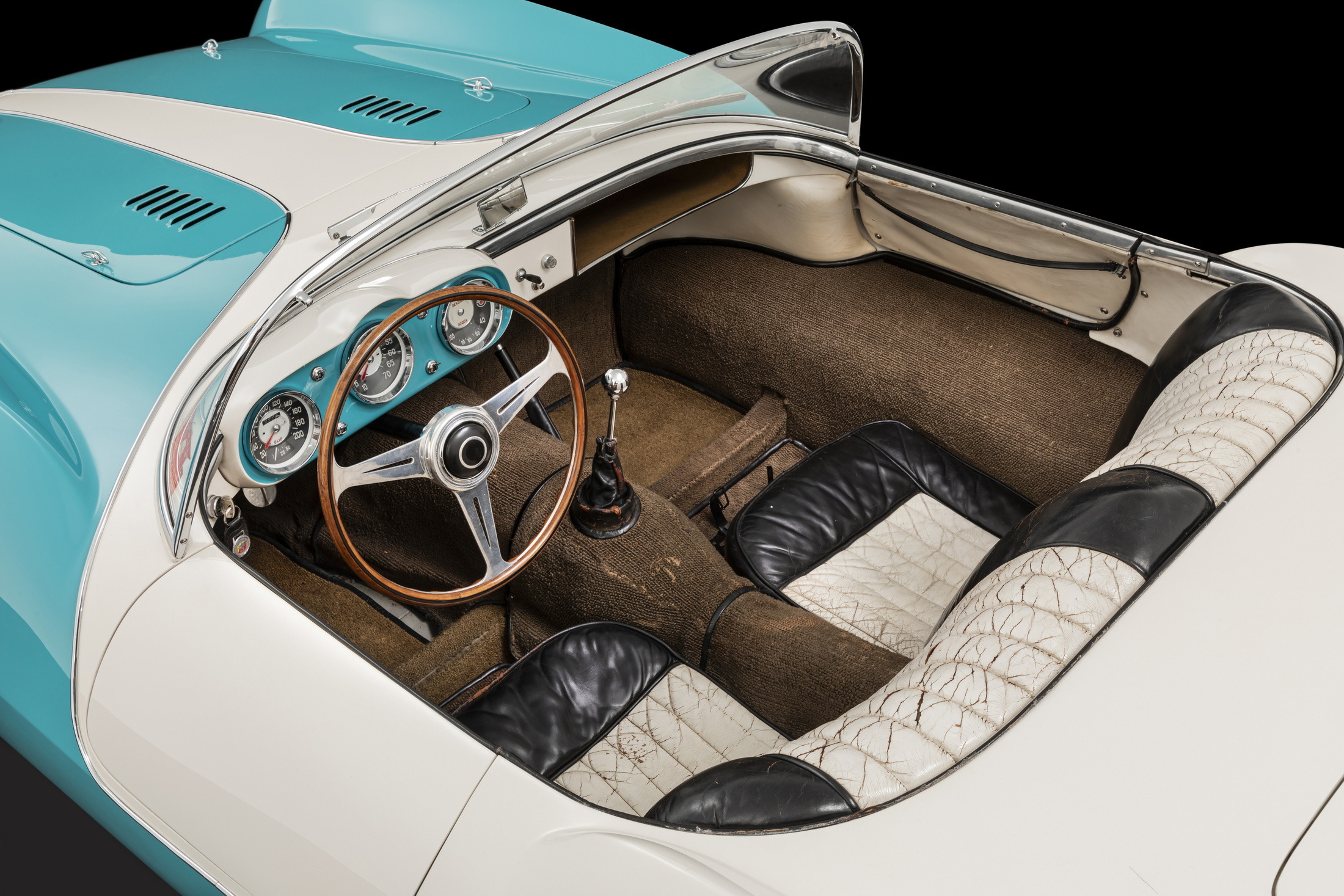 1955 Abarth 208 A Spyder Detail 2