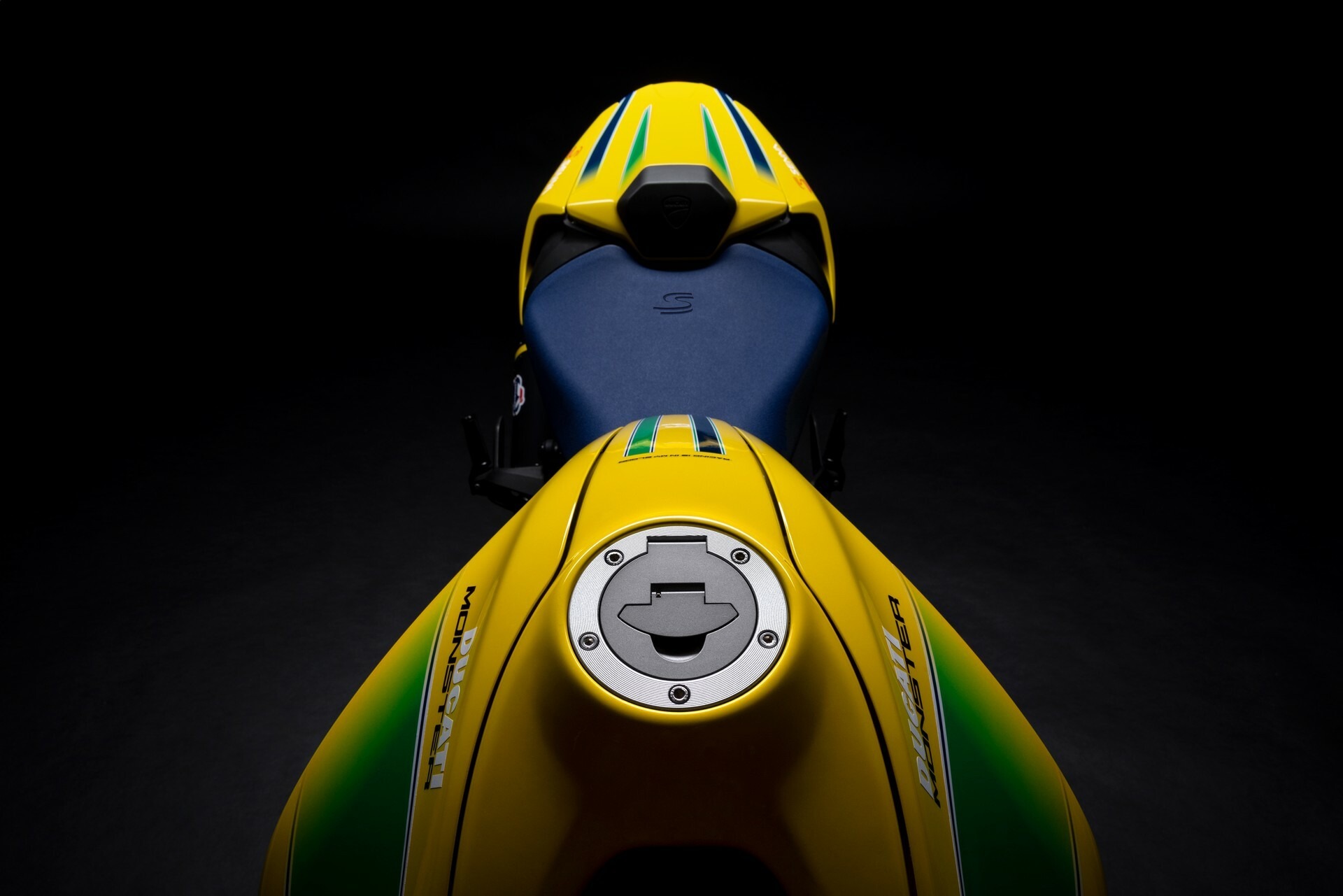 Ducati Monster Senna 516 14