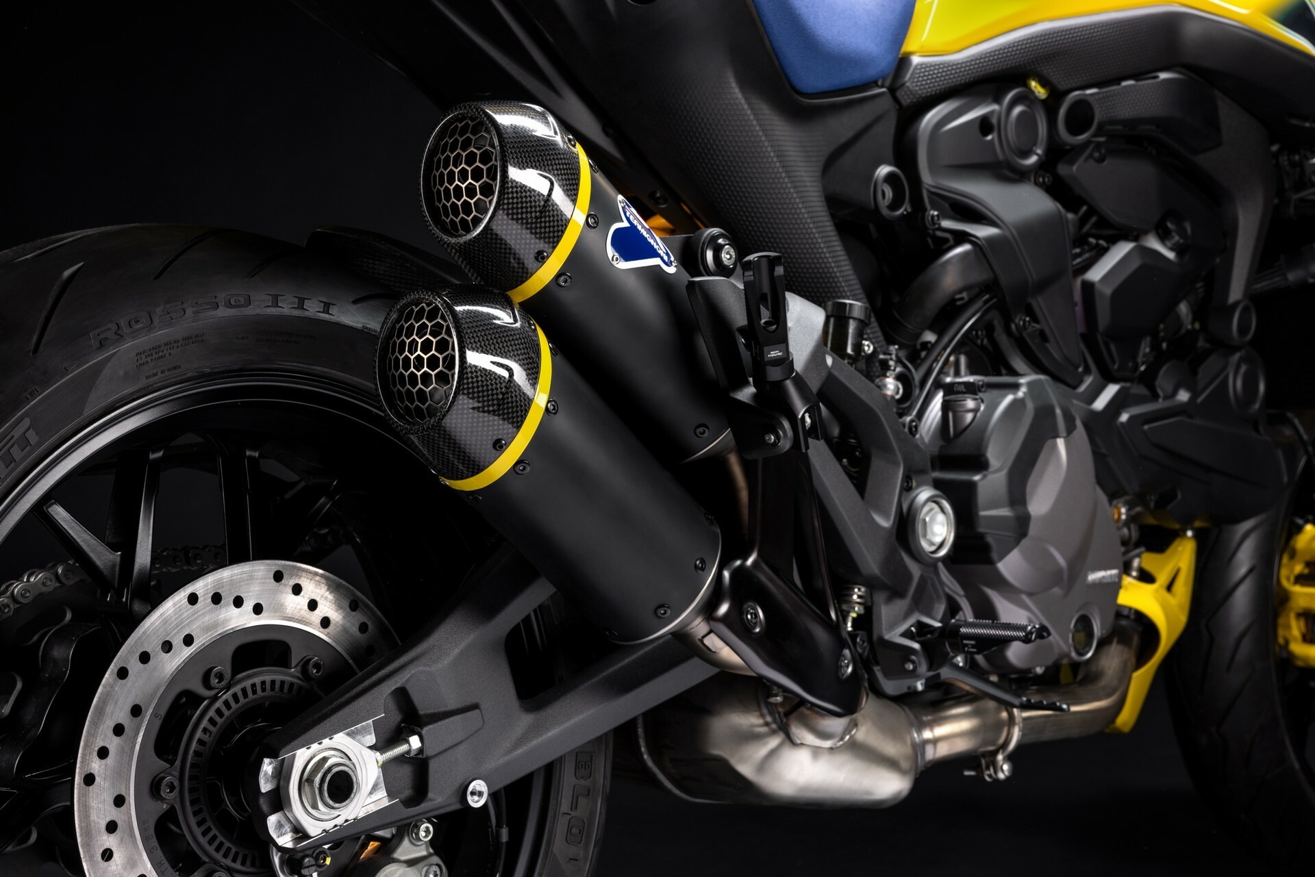 Ducati Monster Senna 516 39