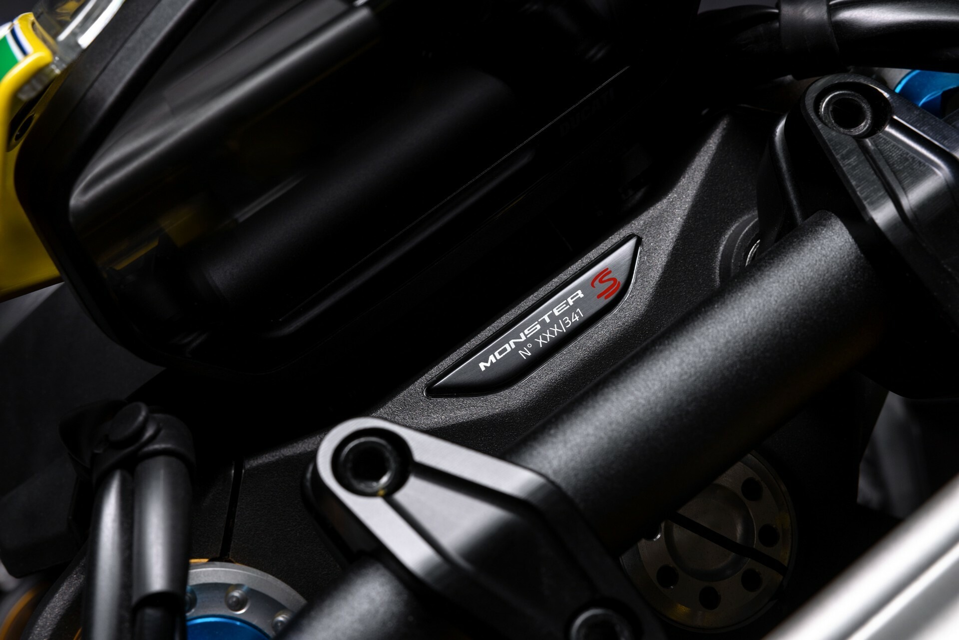 Ducati Monster Senna 516 52