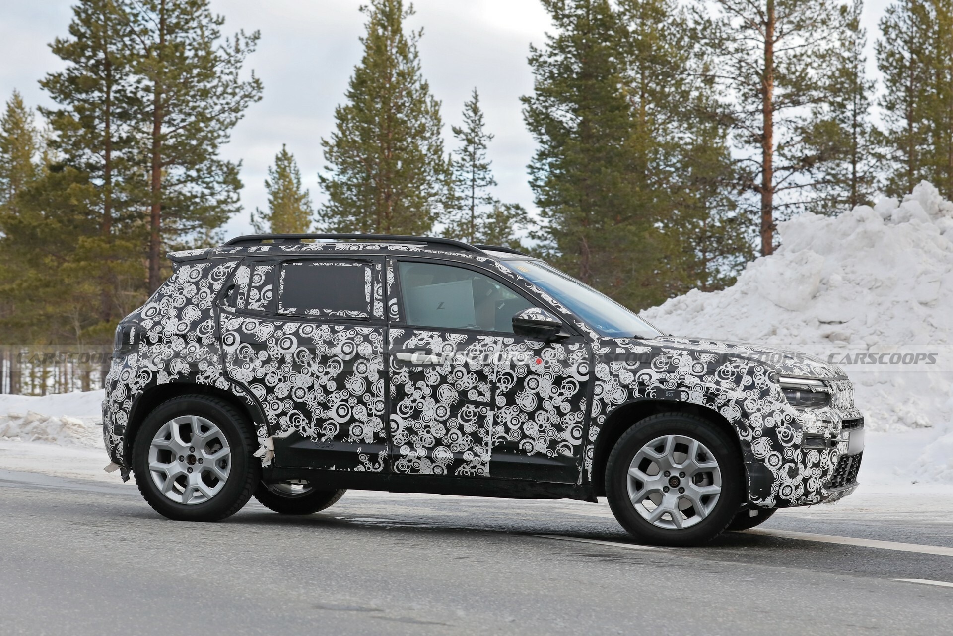 2025 Jeep Avenger 4xe 515 7