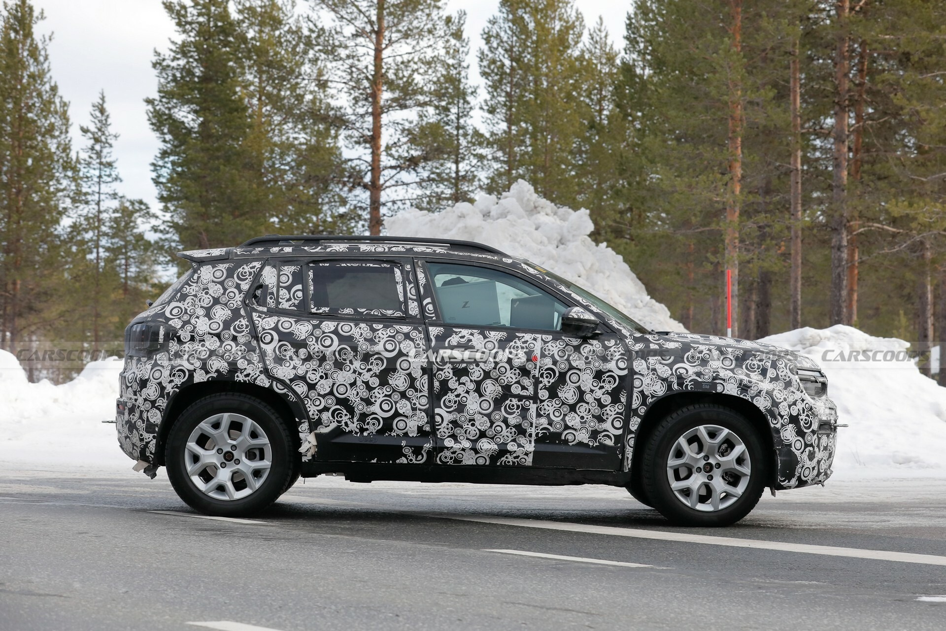 2025 Jeep Avenger 4xe 515 8