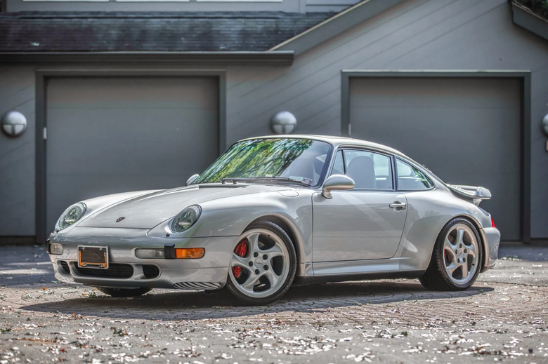 Porsche 993 Turbo 1