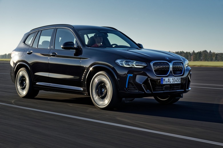 2022 BMW iX3-22