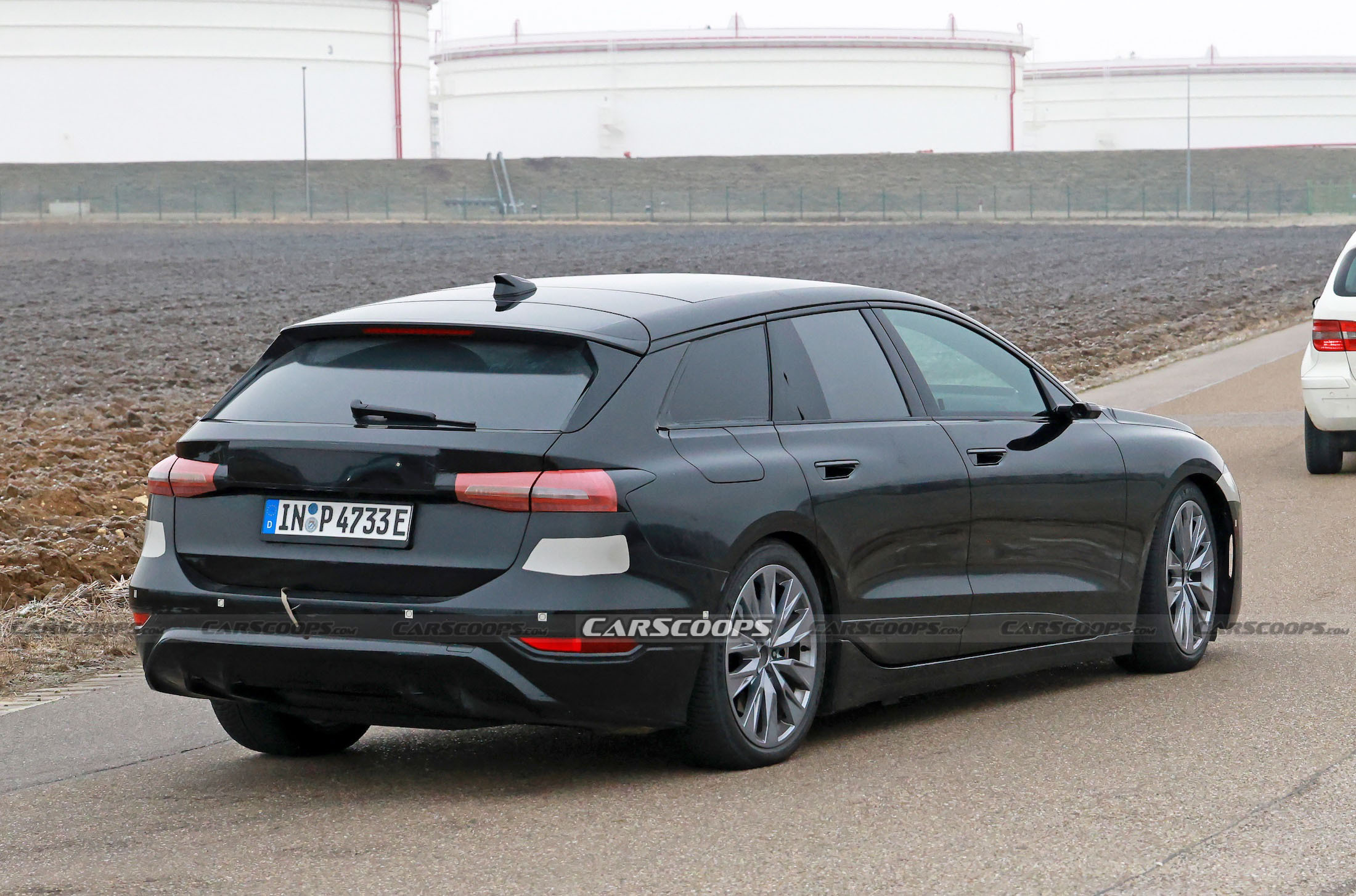 Audi A6 Avant e-tron 00012