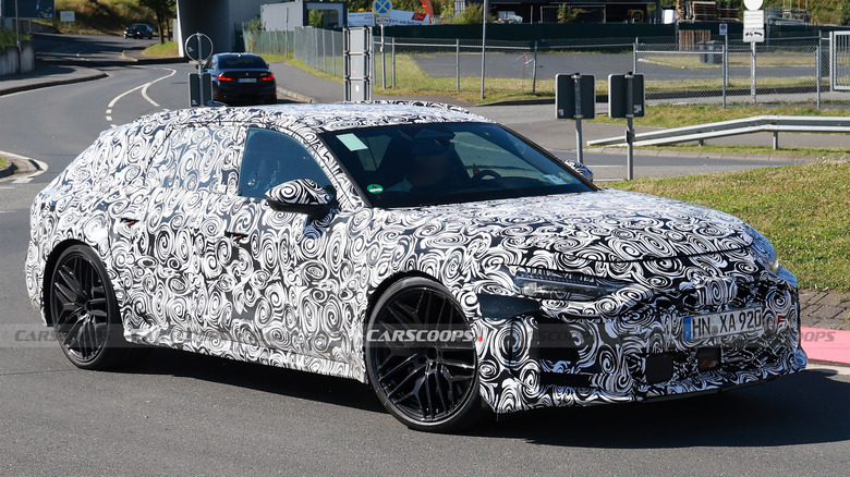 Audi-RS7-Avant-10aavv