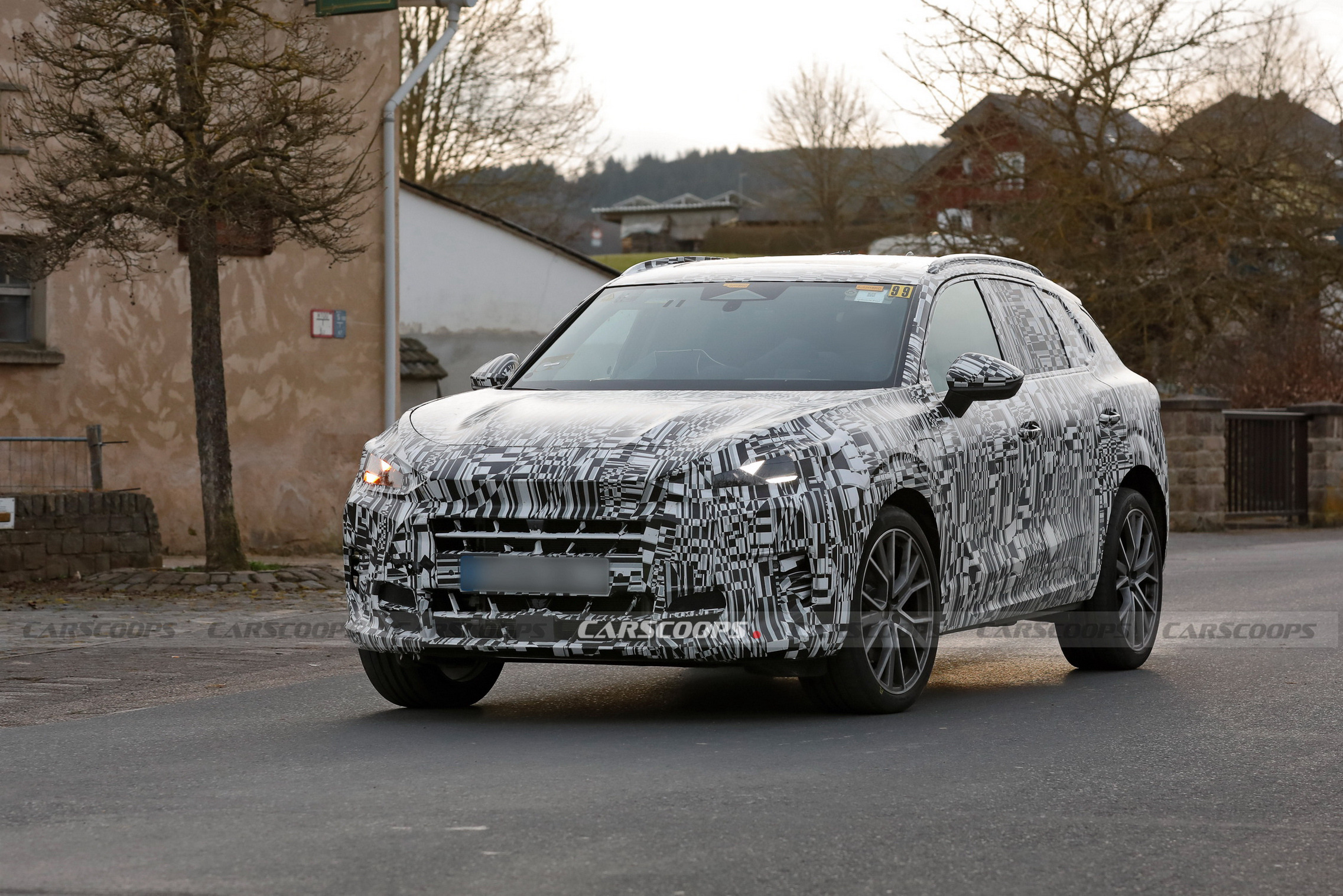 2025 CUPRA Terramar prototype 15