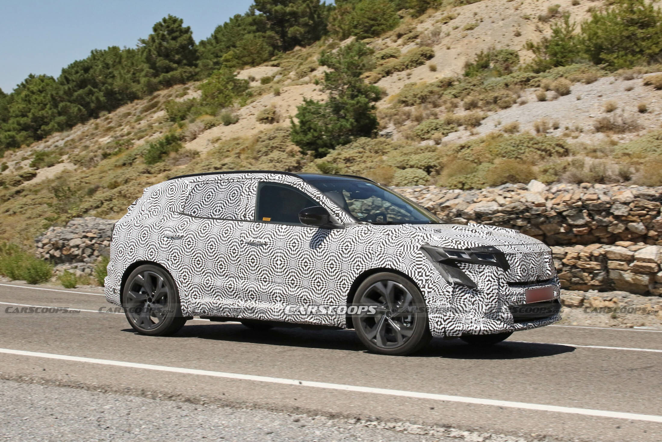Renault Austral facelift scoop 00006