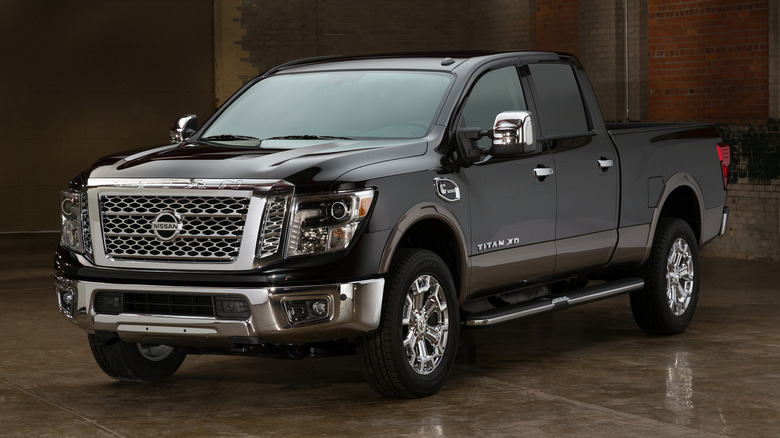 Nissan-Titan-XD-h