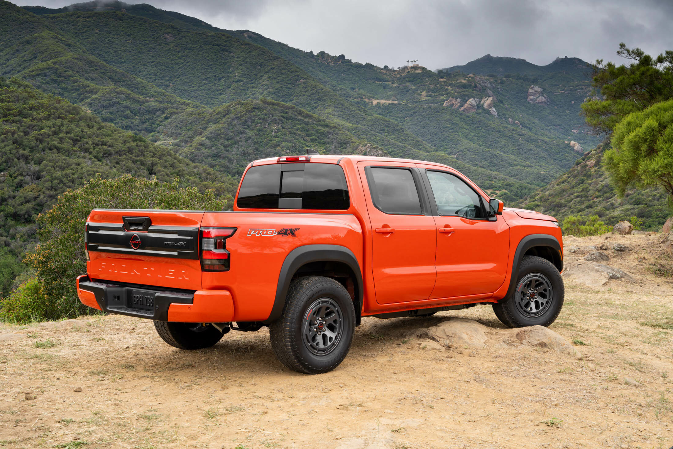 2025 Nissan Frontier 00004