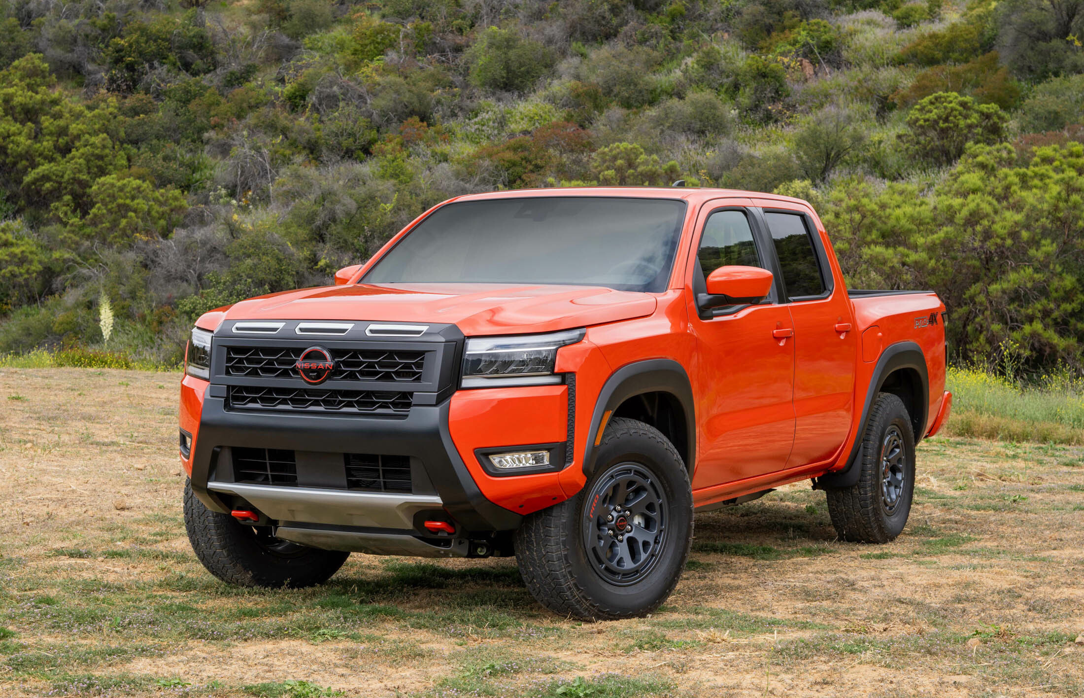 2025 Nissan Frontier 00012