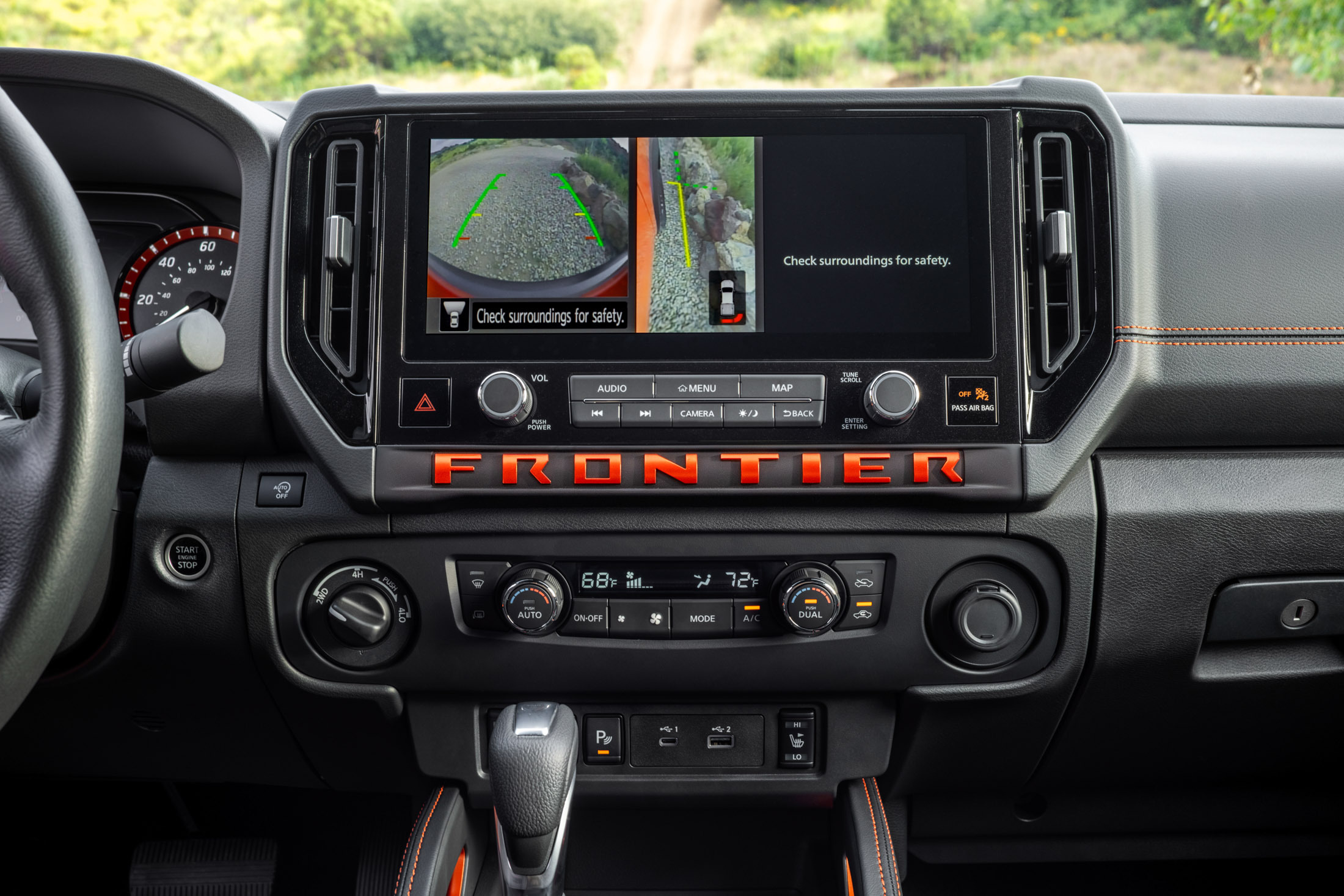 2025 Nissan Frontier 00024