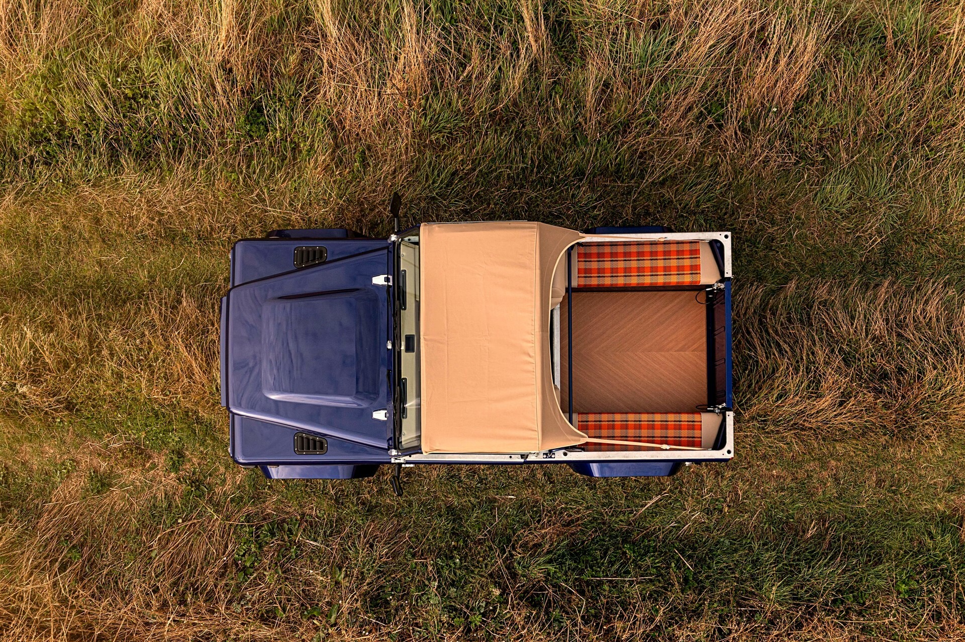 Kingsley Land Rover Defender - 10