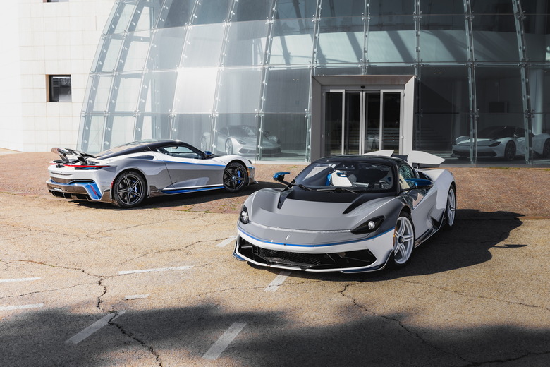 Pininfarina Battista Reversario and Anniversario (1)