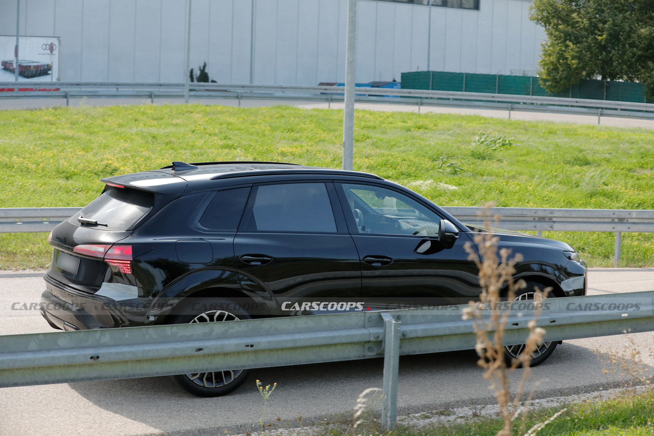2026 Audi Q3 00014
