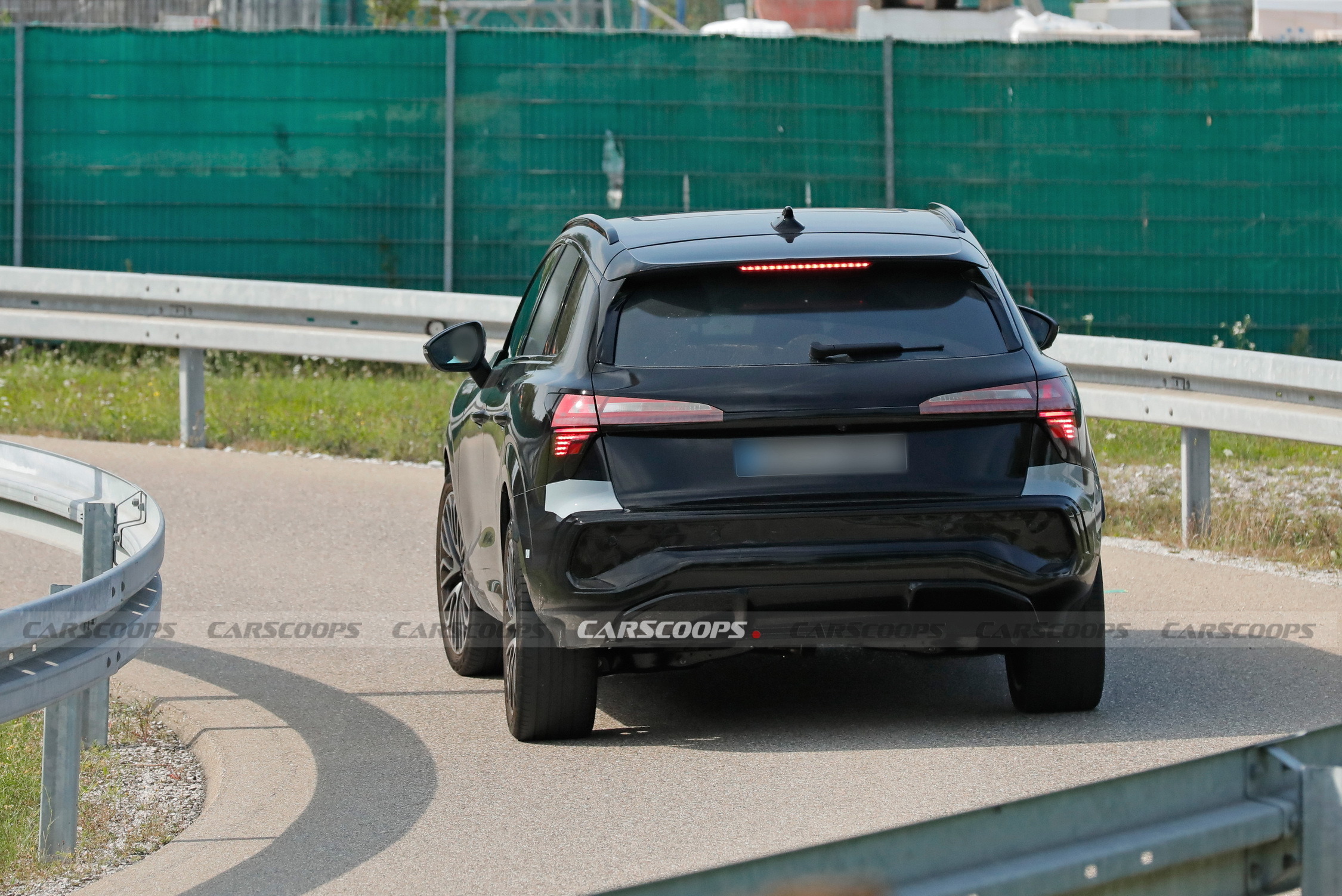 2026 Audi Q3 00019