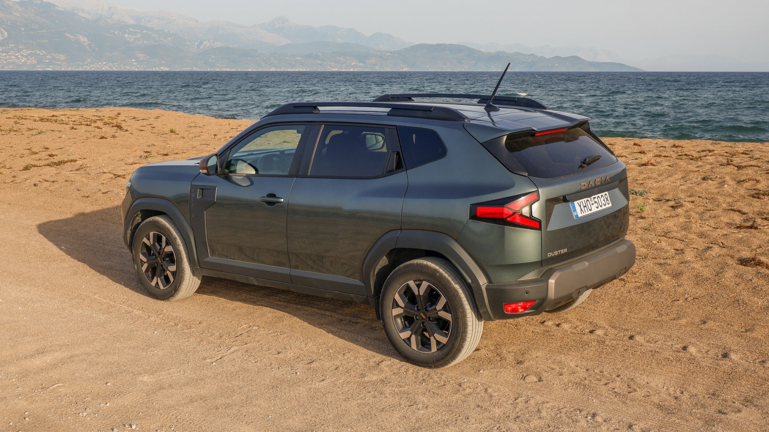 Dacia Duster III - Exterior (8)