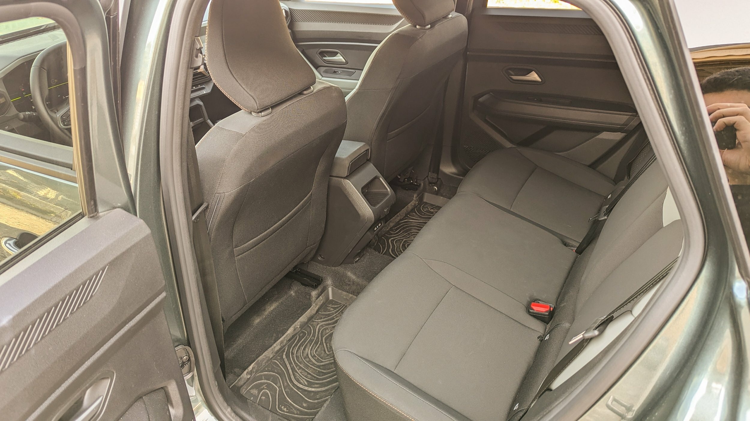 Dacia Duster III - Interior (11)