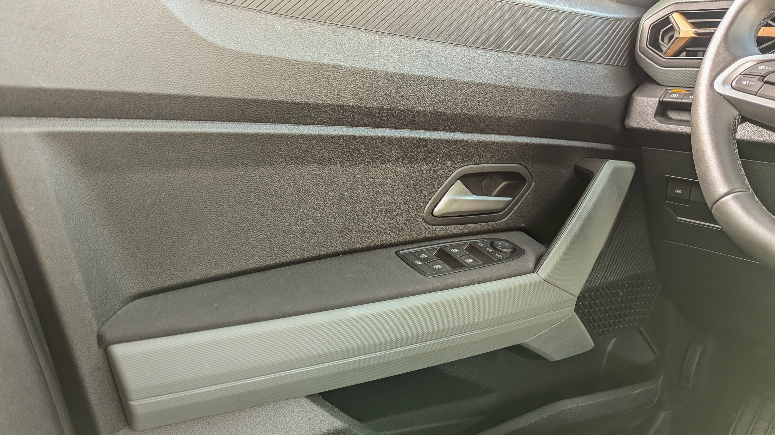Dacia Duster III - Interior (19)
