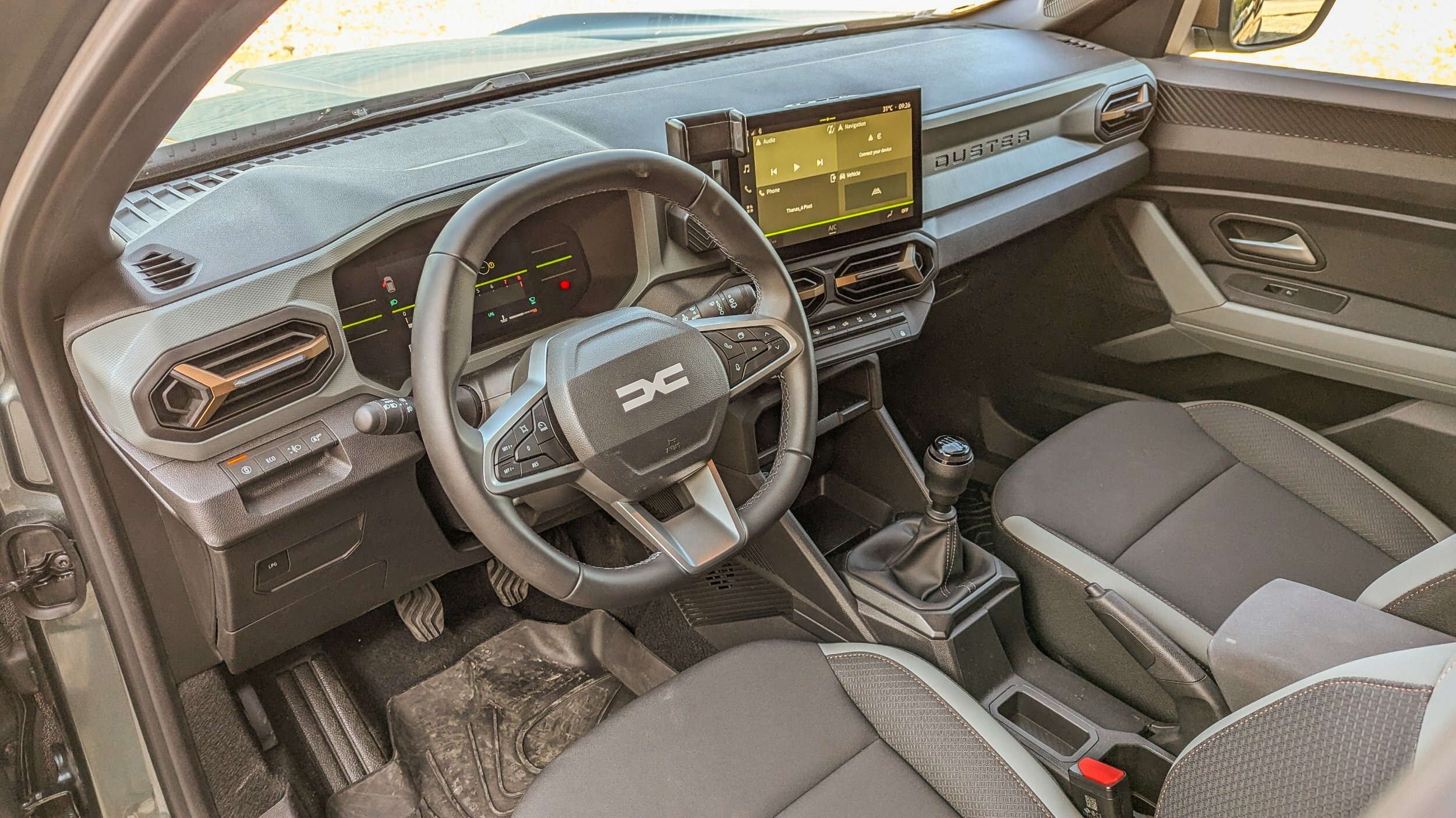 Dacia Duster III - Interior (4)