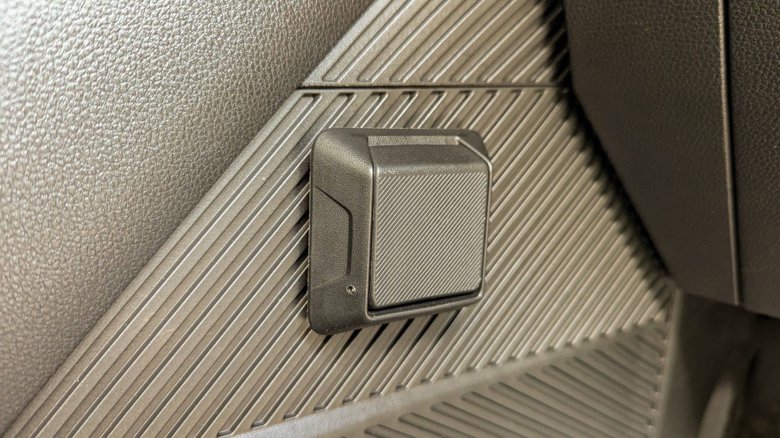 Dacia Duster III - Interior (42)