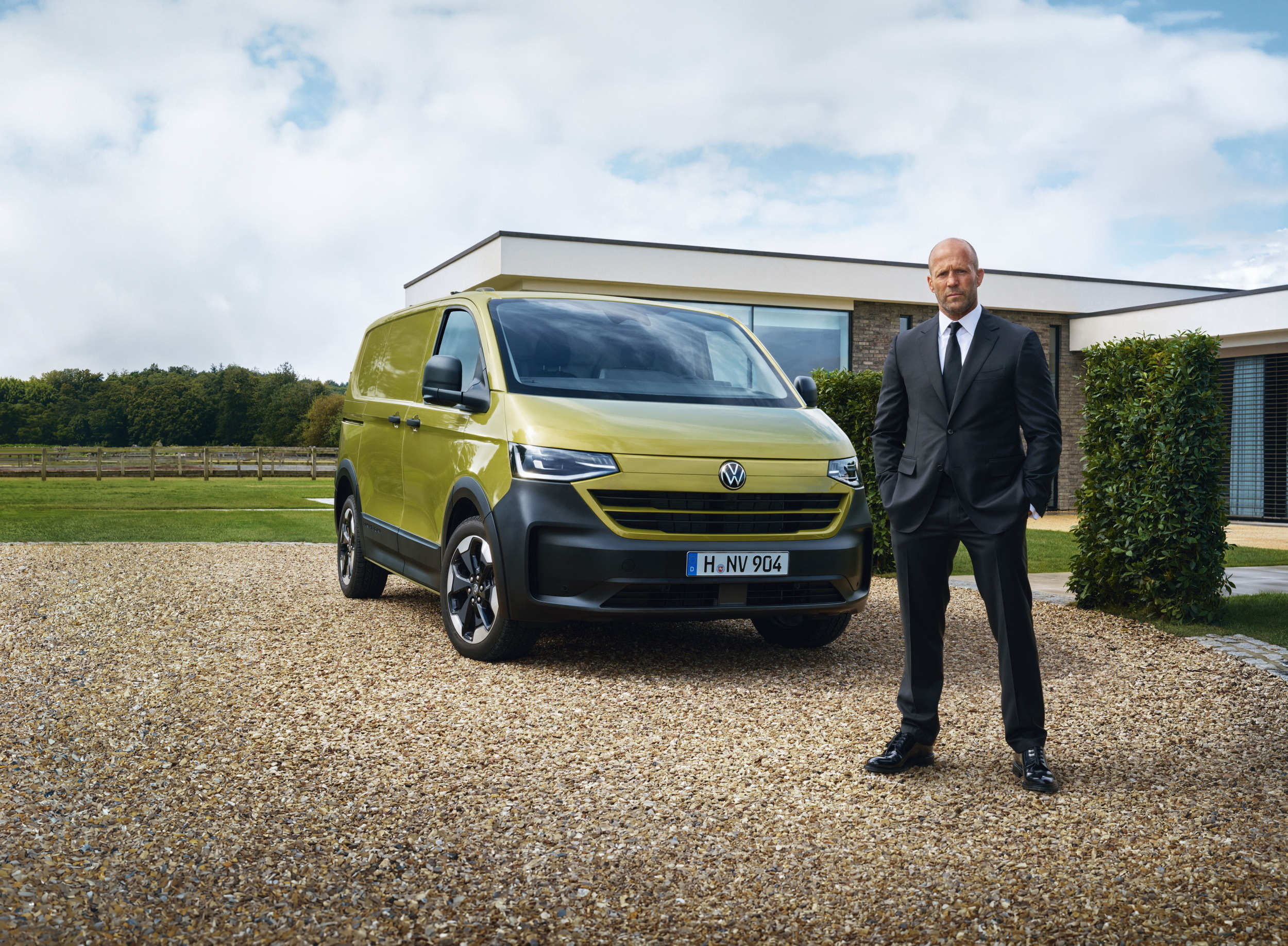 VW Transporter and Caravelle With Jason Statham (1)