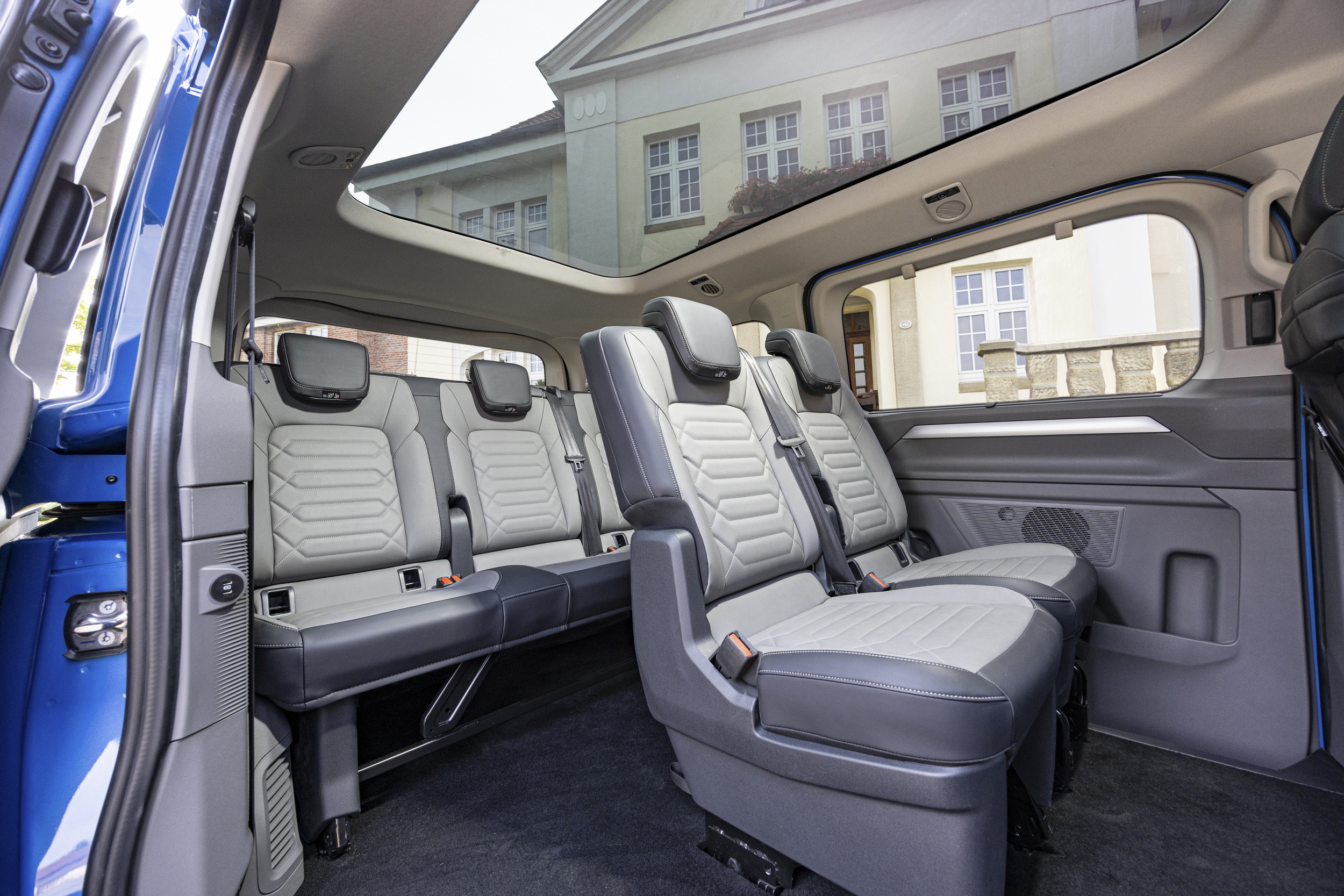 VW e-Caravelle (5)