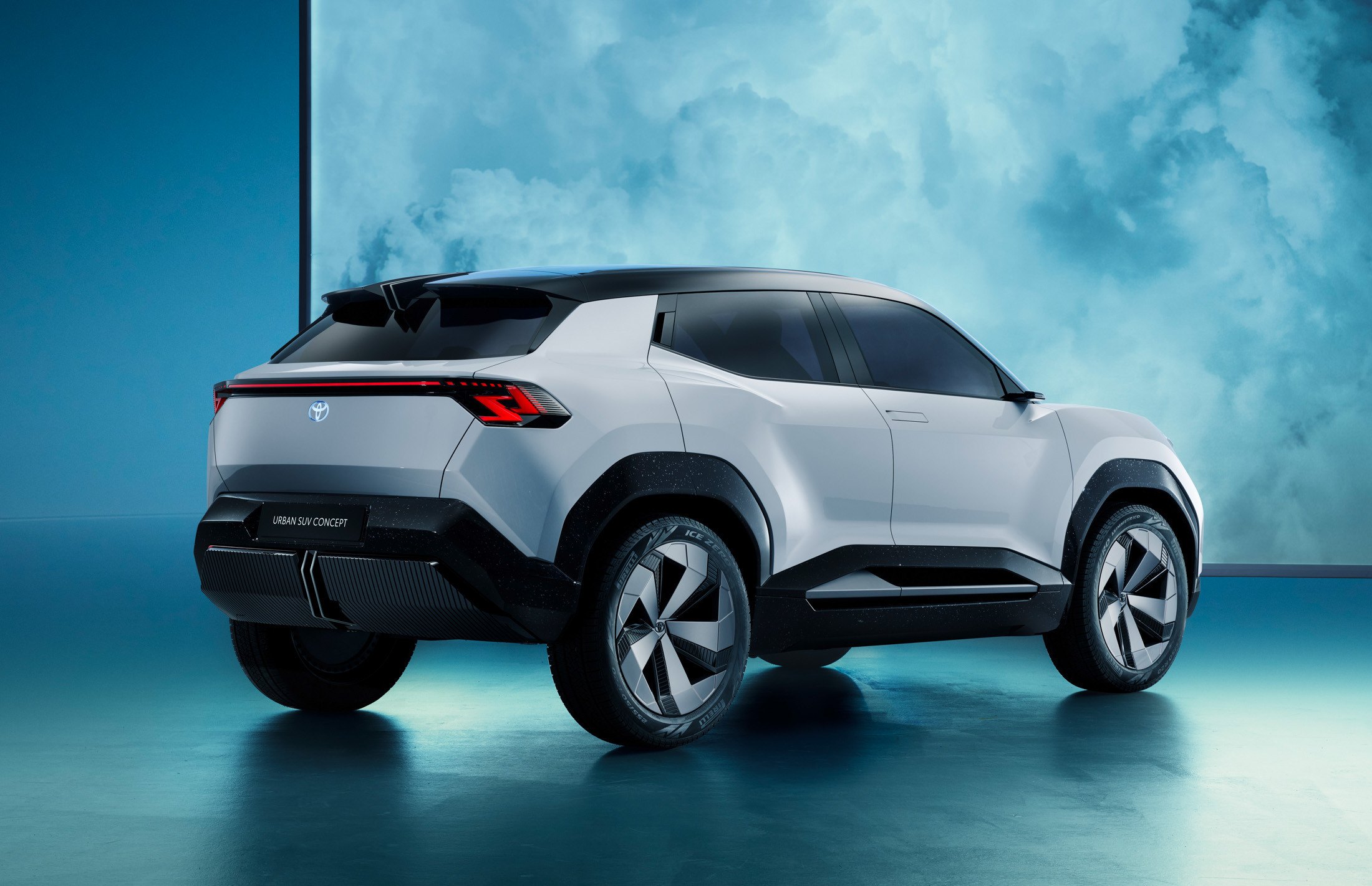 Toyota Urban SUV concept 00003