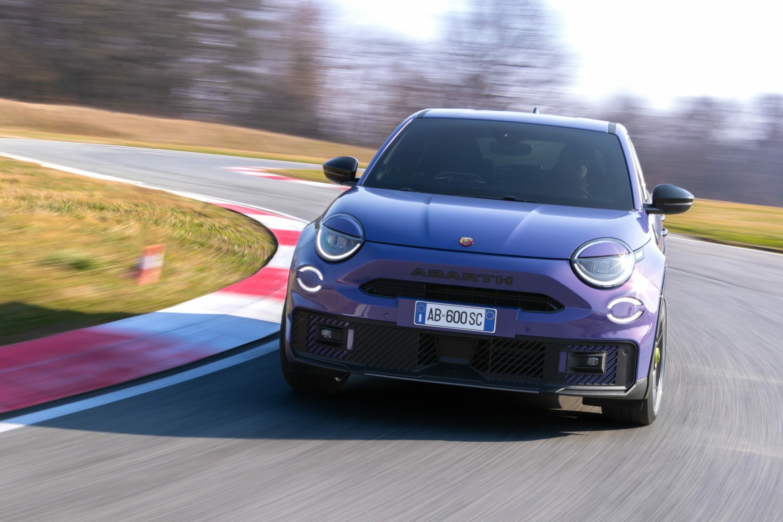 Abarth 600e Scorpionissima (10)