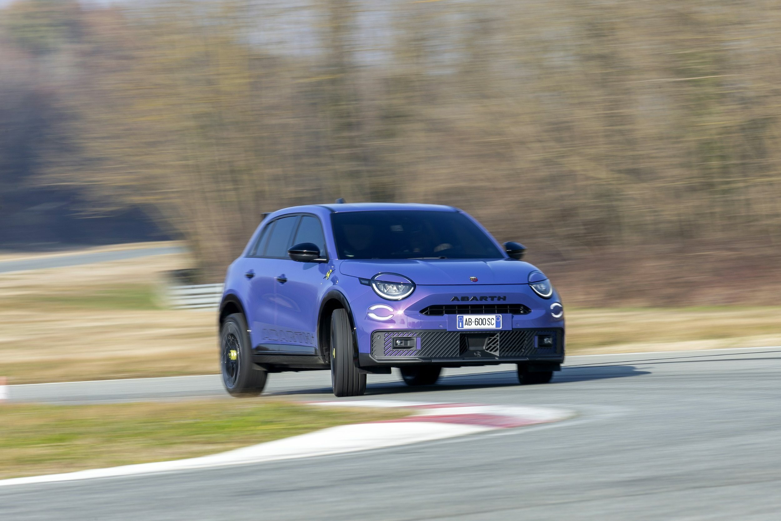 Abarth 600e Scorpionissima (17)