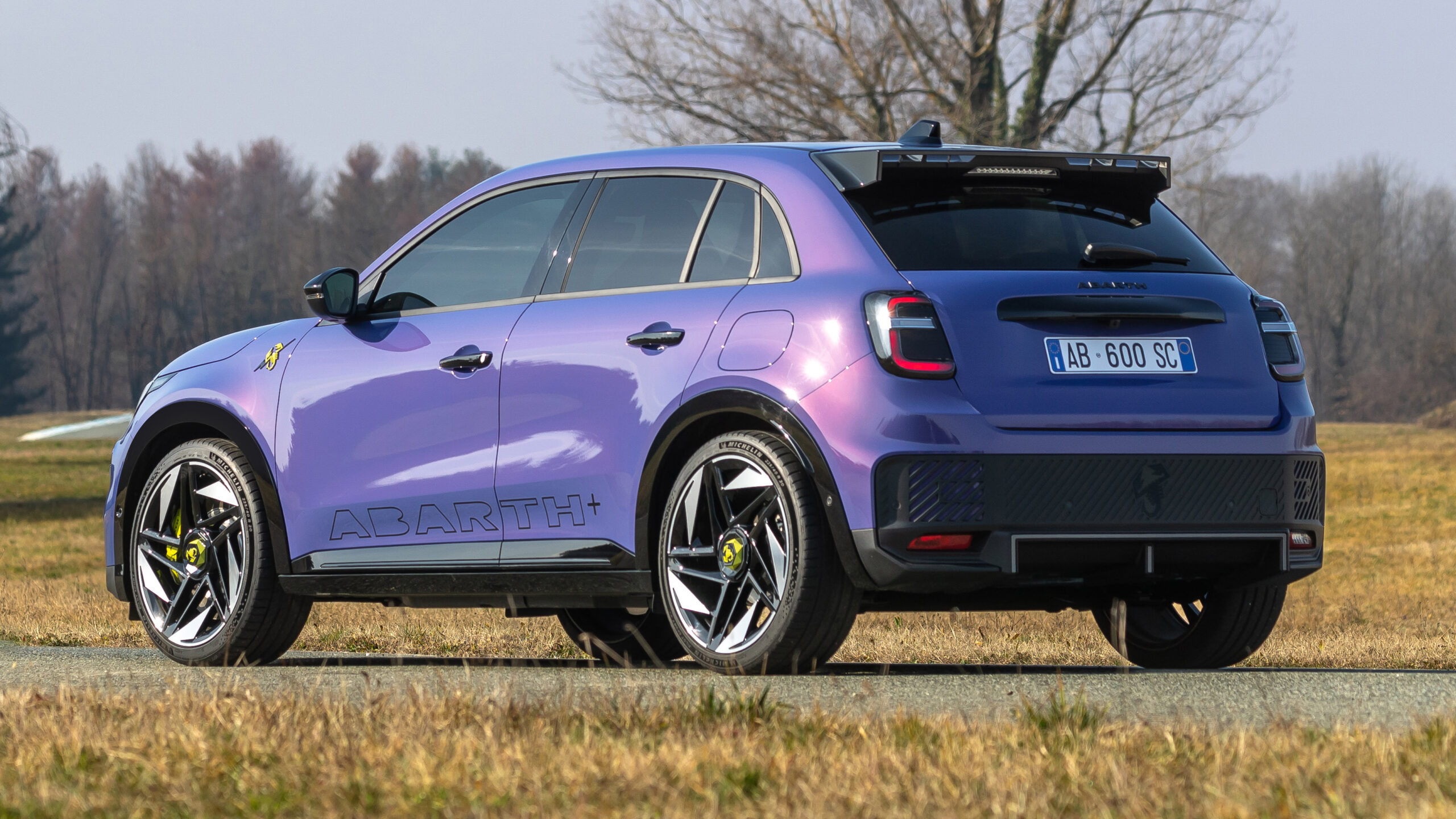 Abarth 600e Scorpionissima (18) copy