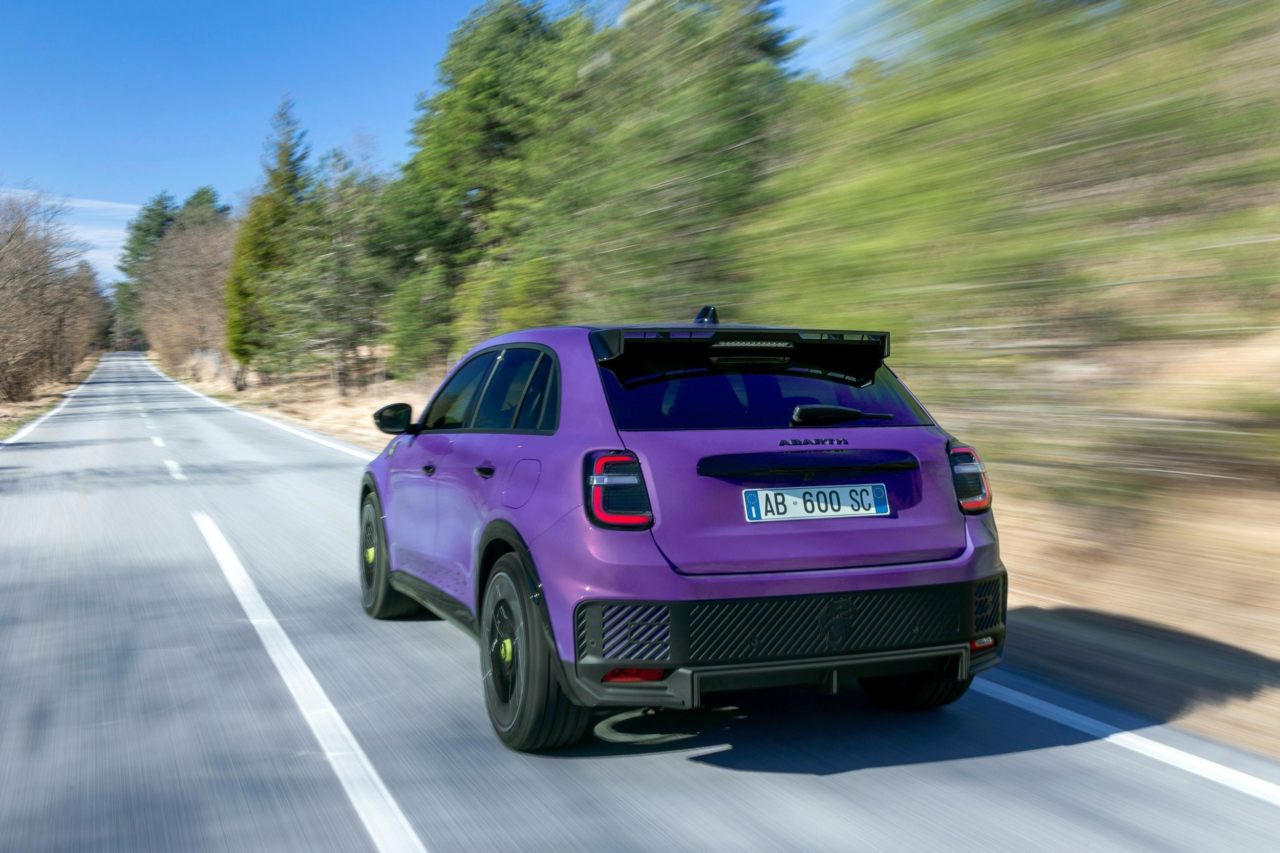 Abarth 600e Scorpionissima (19)