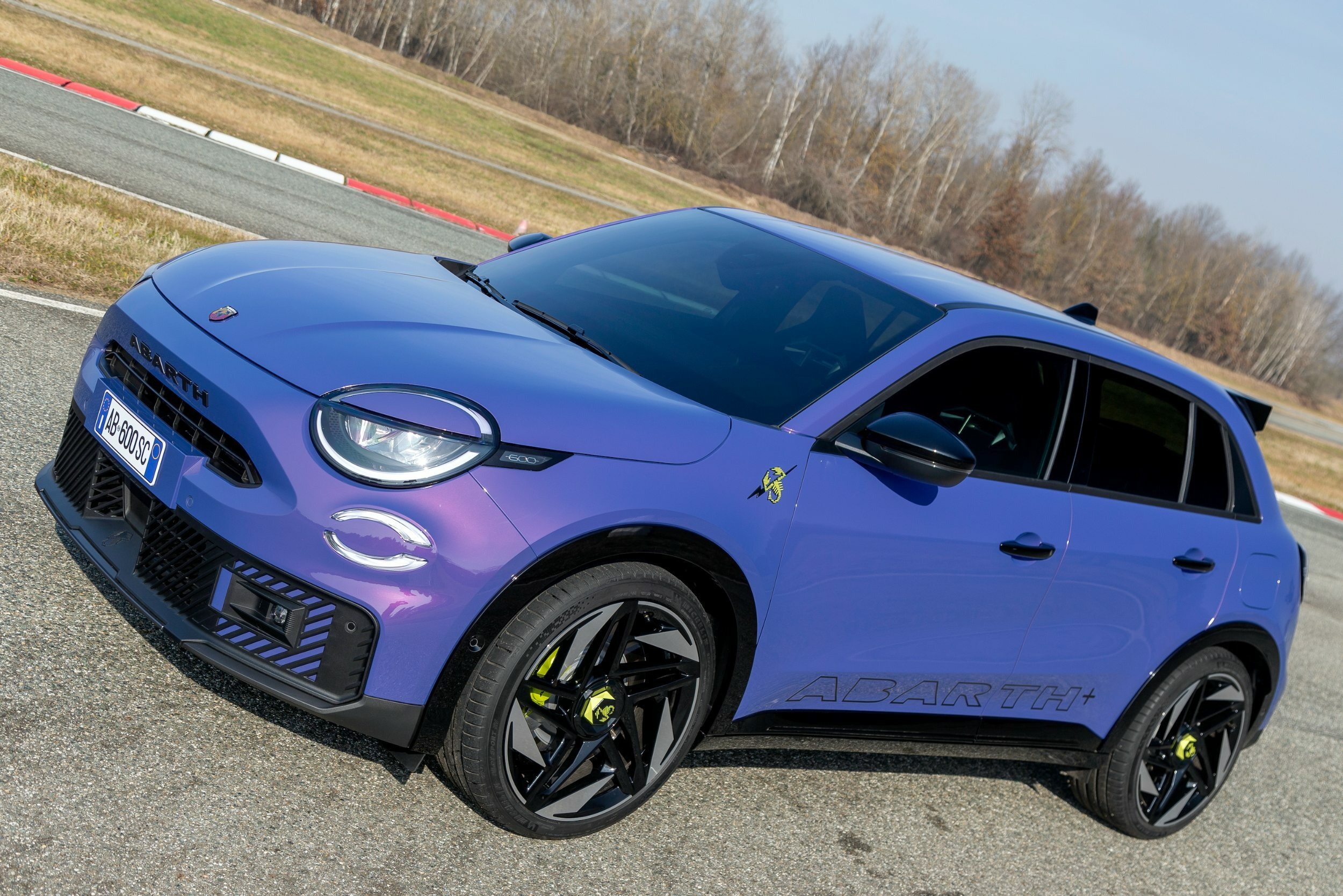 Abarth 600e Scorpionissima (6)