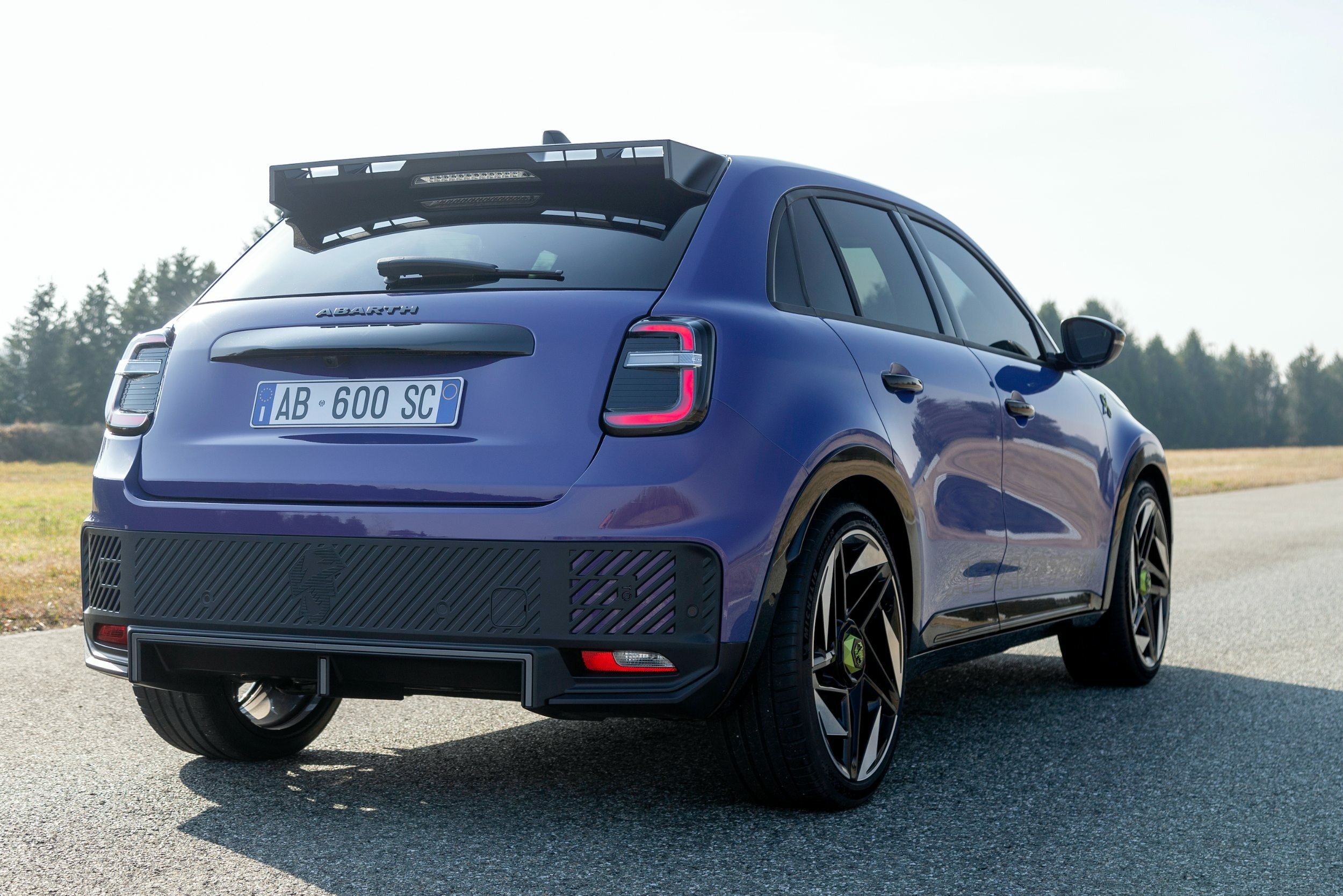 Abarth 600e Scorpionissima (7)