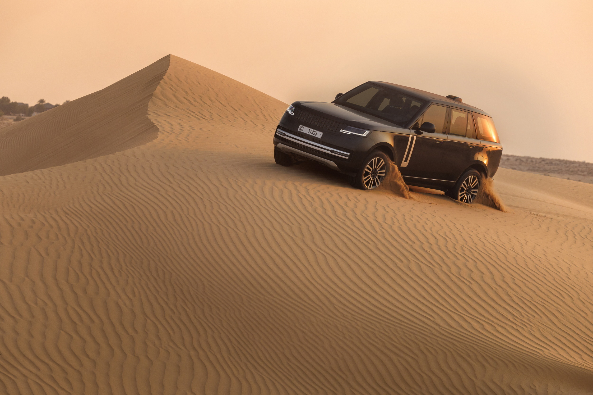 Range Rover BEV Prototype - United Arab Emirates (3)