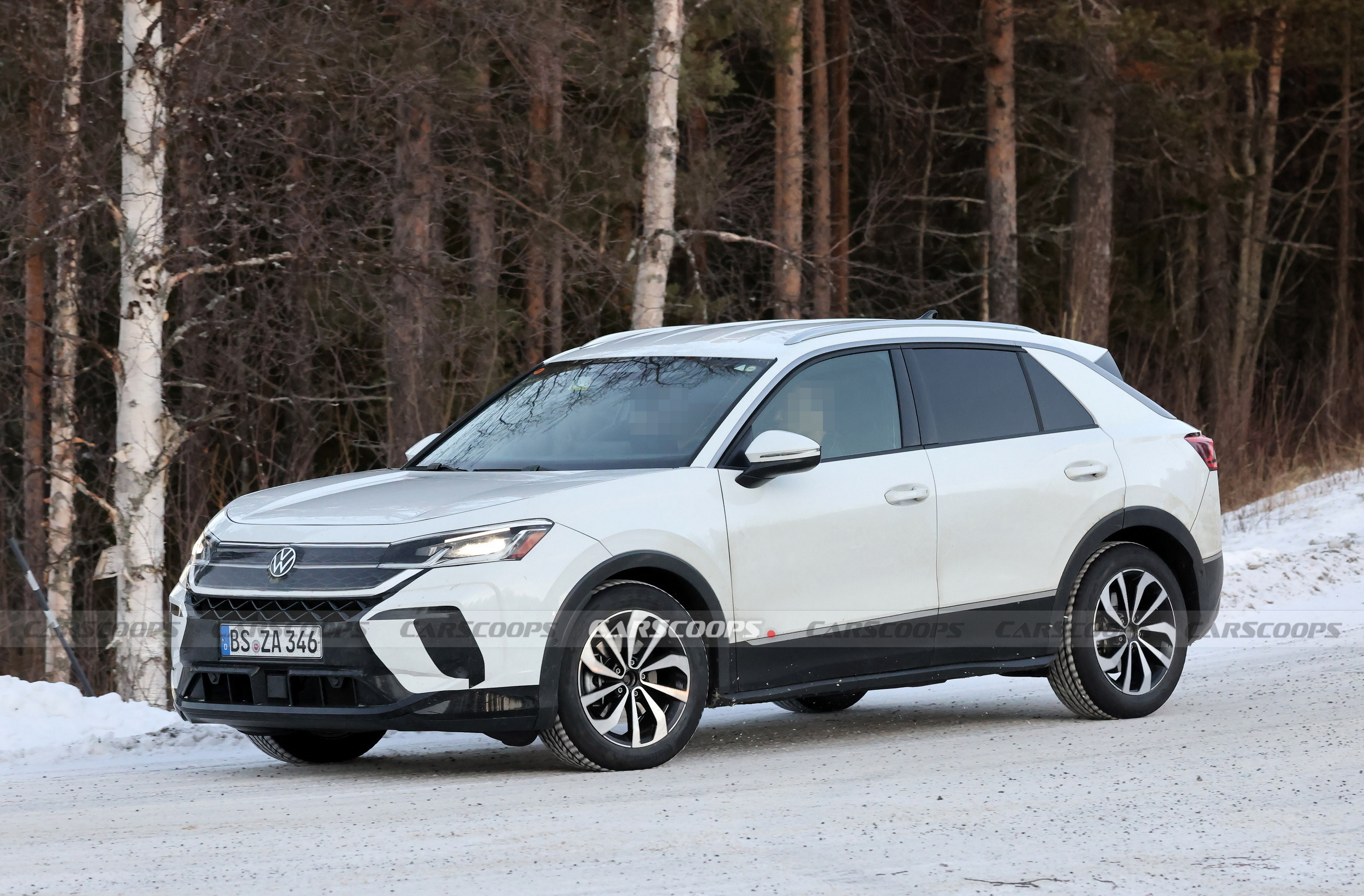 VW T-Roc - New Scoop (15)