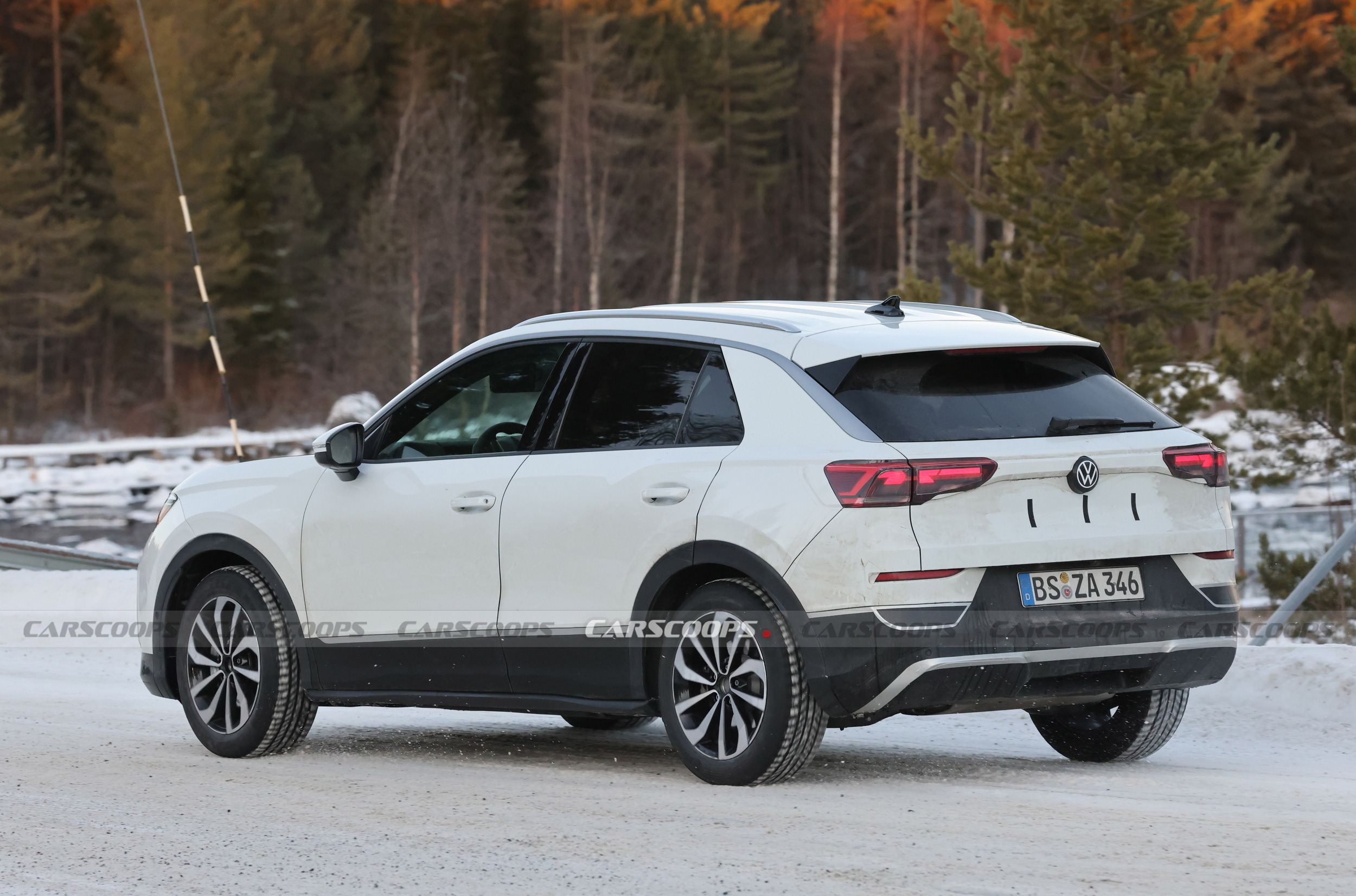 VW T-Roc - New Scoop (20)