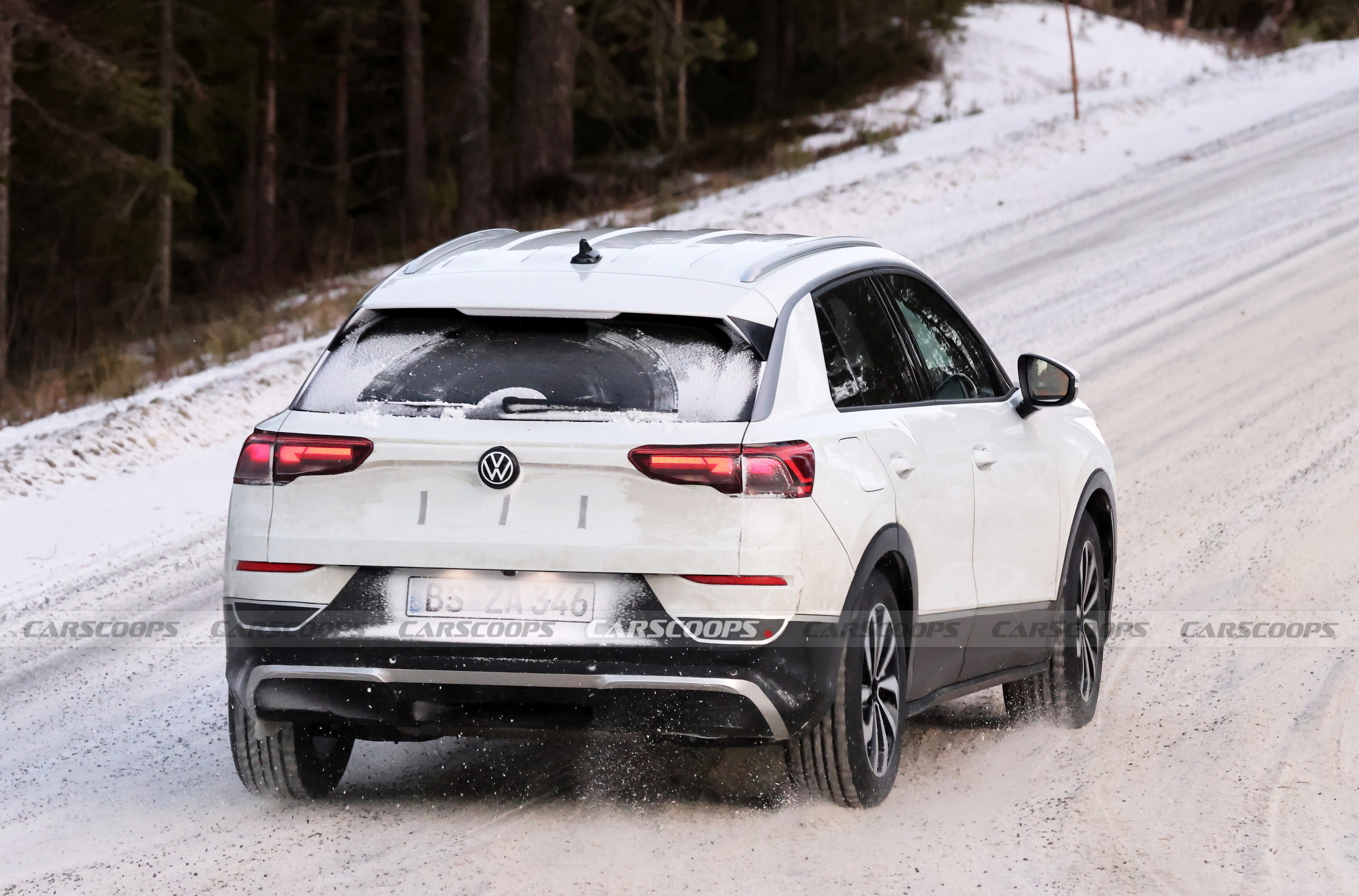 VW T-Roc - New Scoop (9)