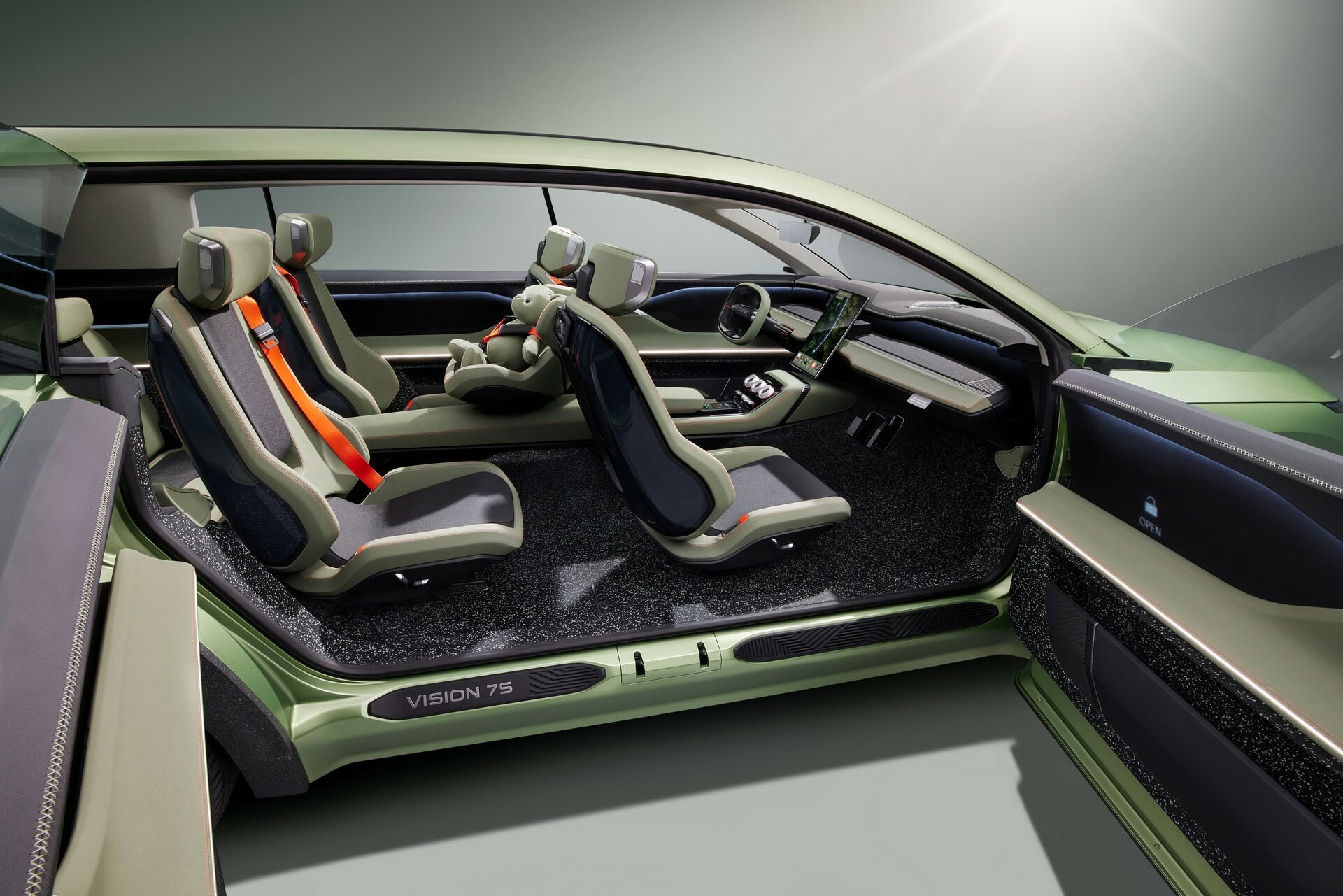 Skoda Vision 7S concept 0114 258