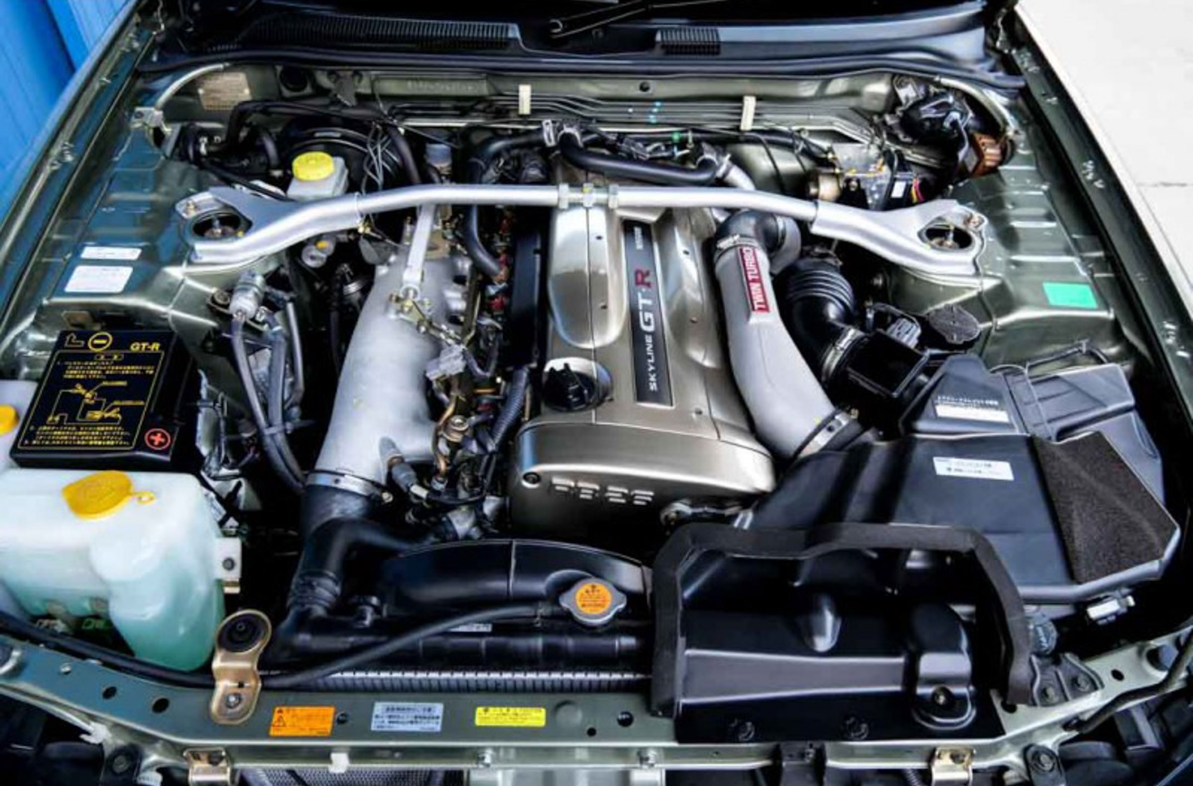Nissan Skyline R34 GT-R Nur 00007