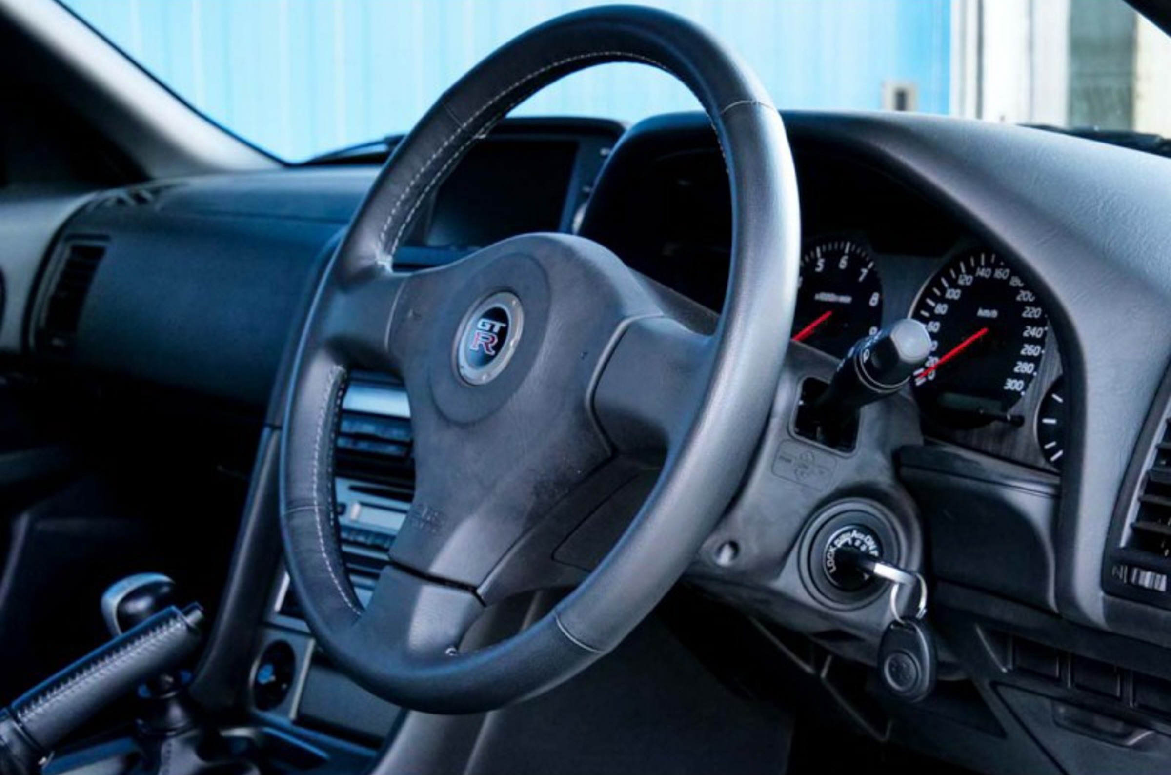 Nissan Skyline R34 GT-R Nur 00018