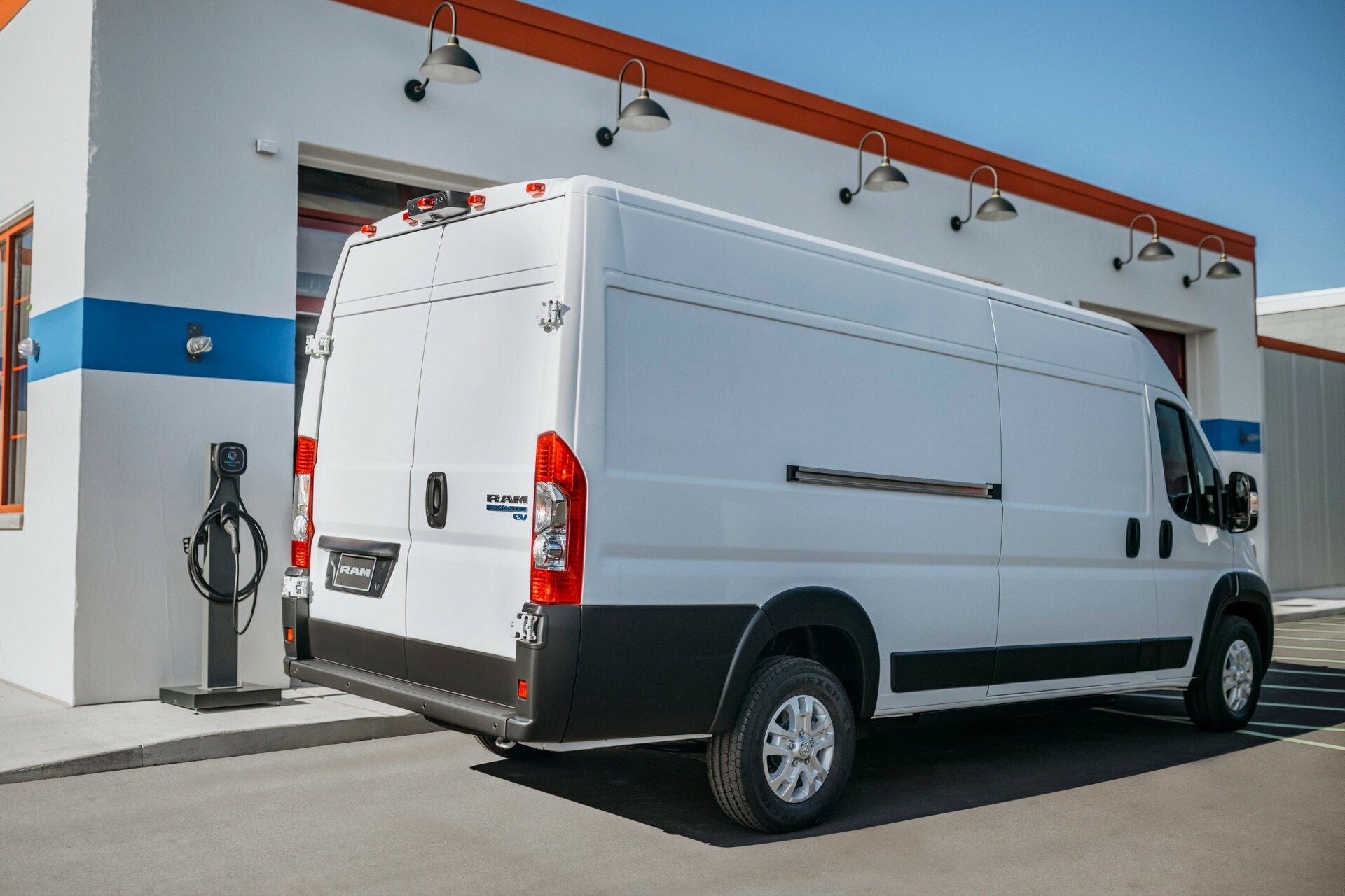 Ram ProMaster EV - 11