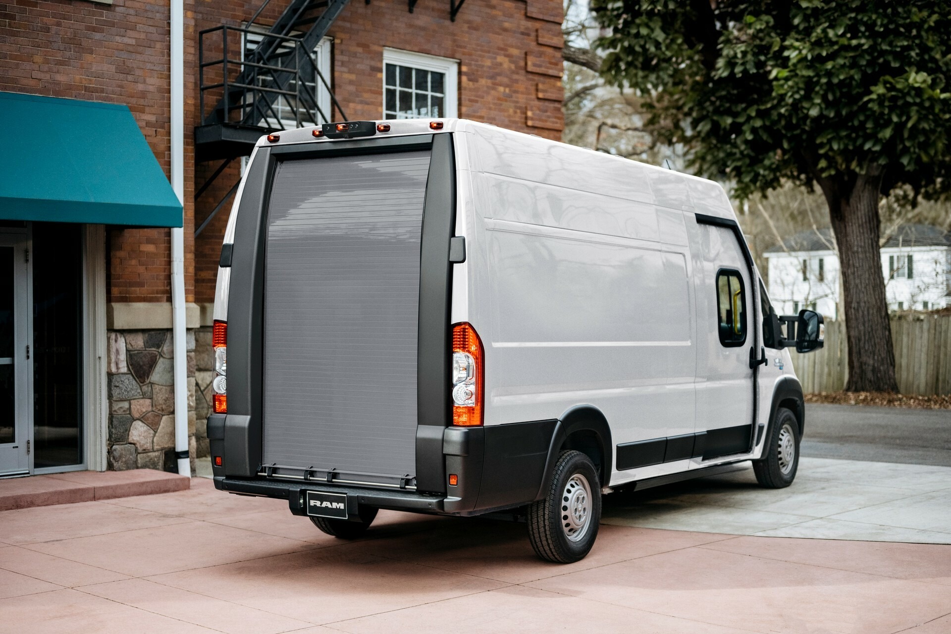 Ram ProMaster EV - 12