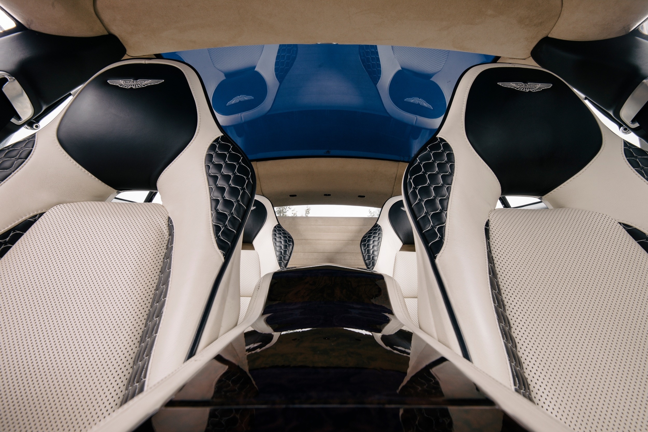 Aston Martin Rapide Shooting Brake Bertone - 16