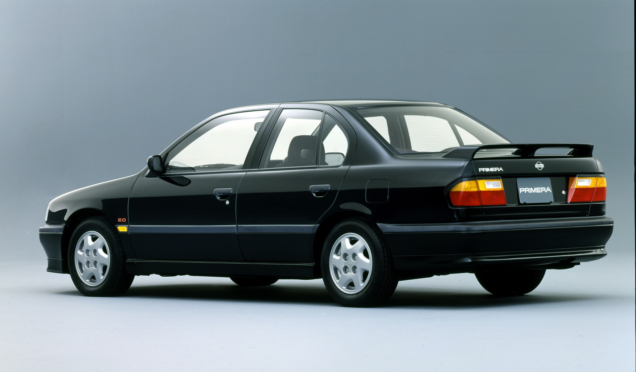1990 Nissan Primera (2)