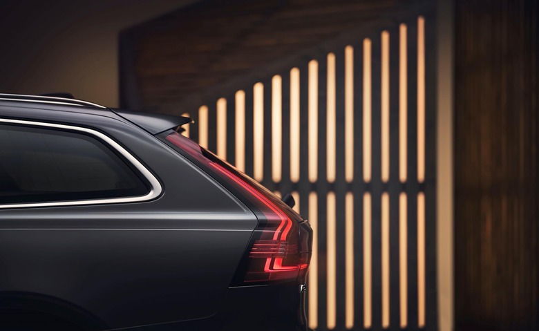 2021 Volvo V90 Recharge 2